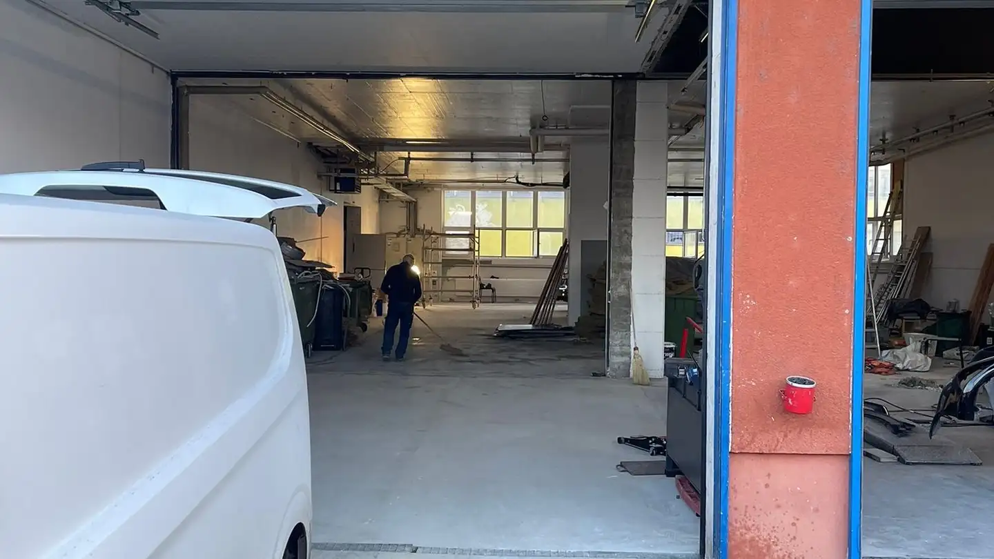 Atelier à louer - Riedackerstrasse 17, 8153 Rümlang