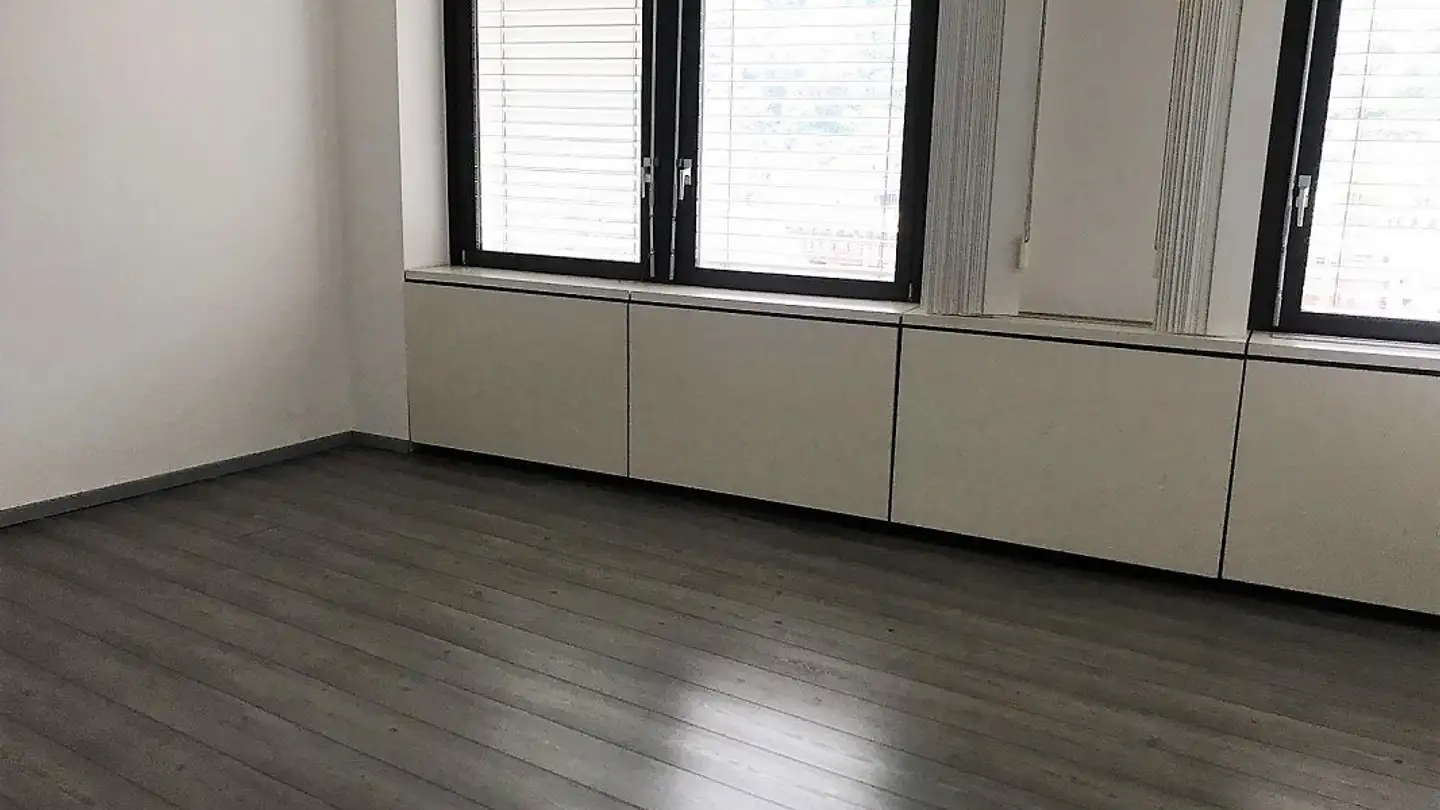 Bürofläche mieten - 6830 Chiasso