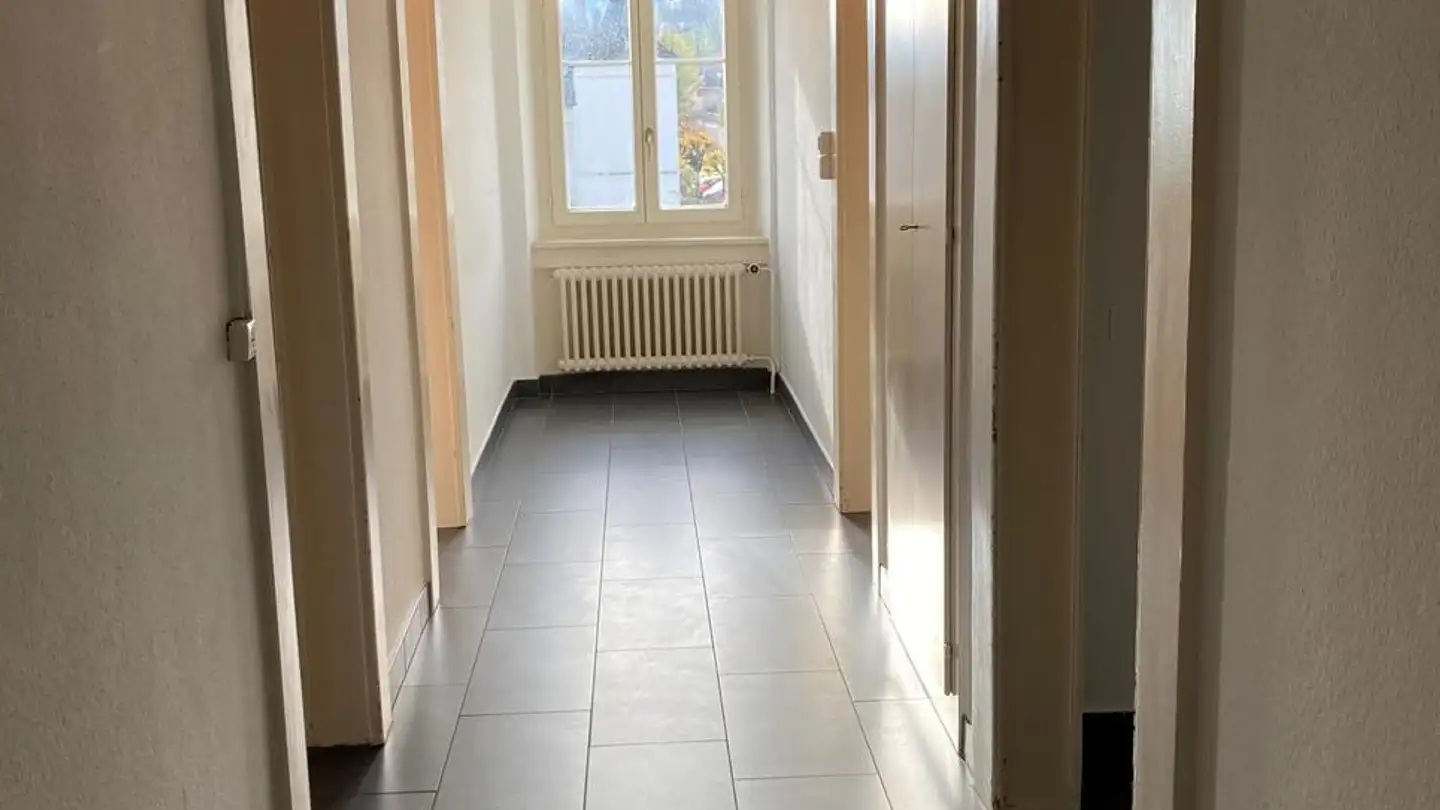 Appartamento in affitto - Avenue Robert 26, 2052 Fontainemelon - Photo 2