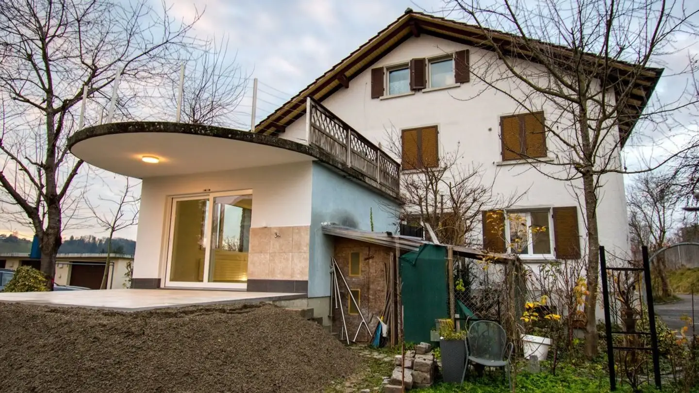 Mehrfamilienhaus mieten - Hardstrasse 2, 4802 Strengelbach