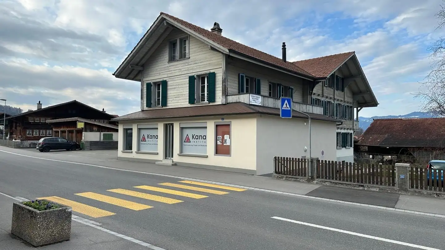 Wohnung mieten - 3647 Reutigen