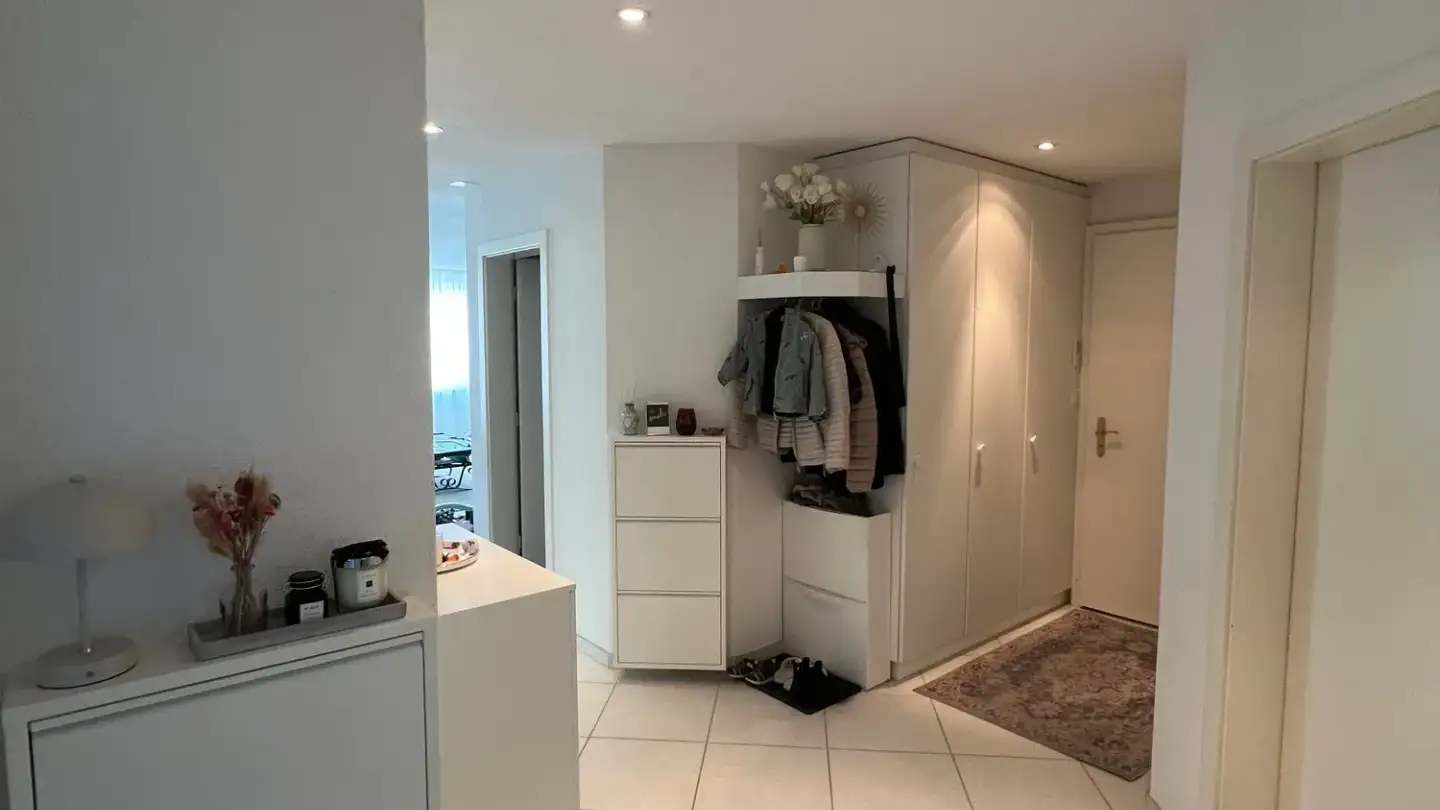 Wohnung mieten - Waswiesstrasse 9, 8344 Bäretswil - Foto 3