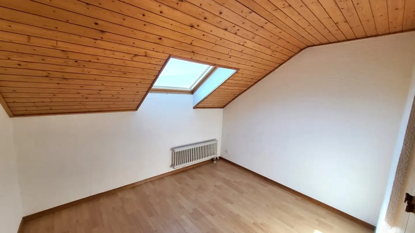 Wohnung mieten - Rue de l'Ouest 5, 2108 Couvet - Foto 3