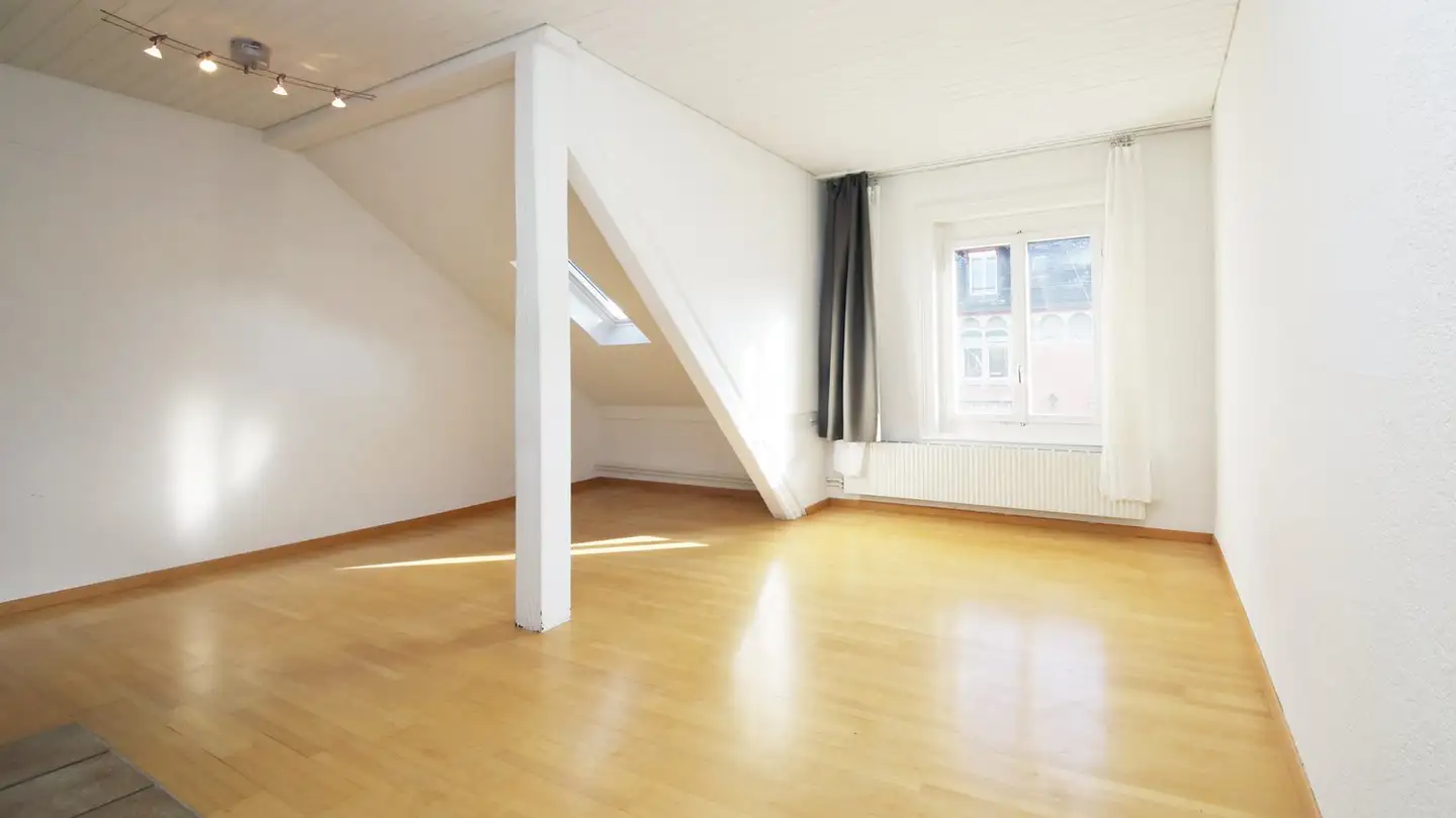 Attic flat for rent - Hallwylstrasse 36, 8004 Zürich - Photo 4