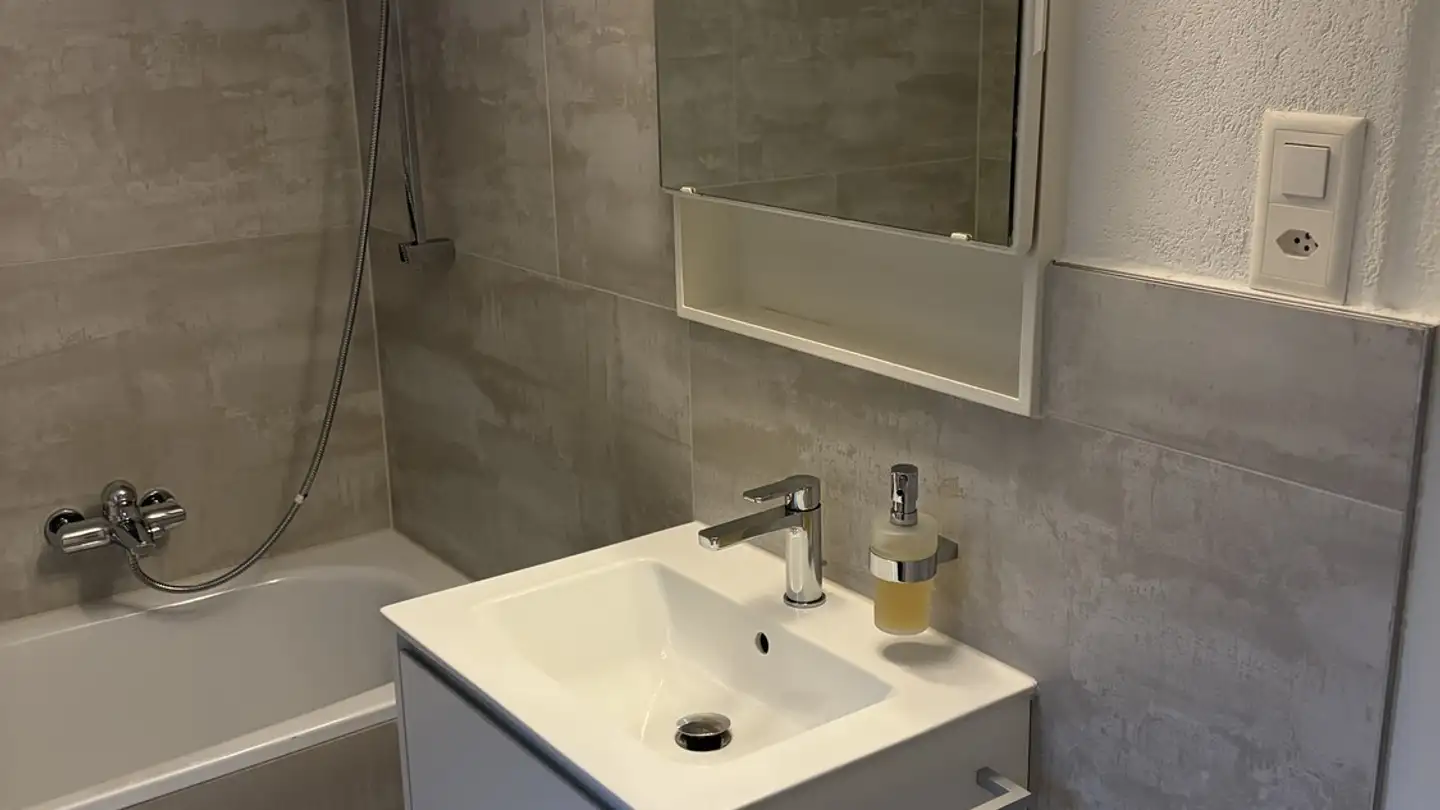 Wohnung mieten - Walderstrasse 108, 8340 Hinwil