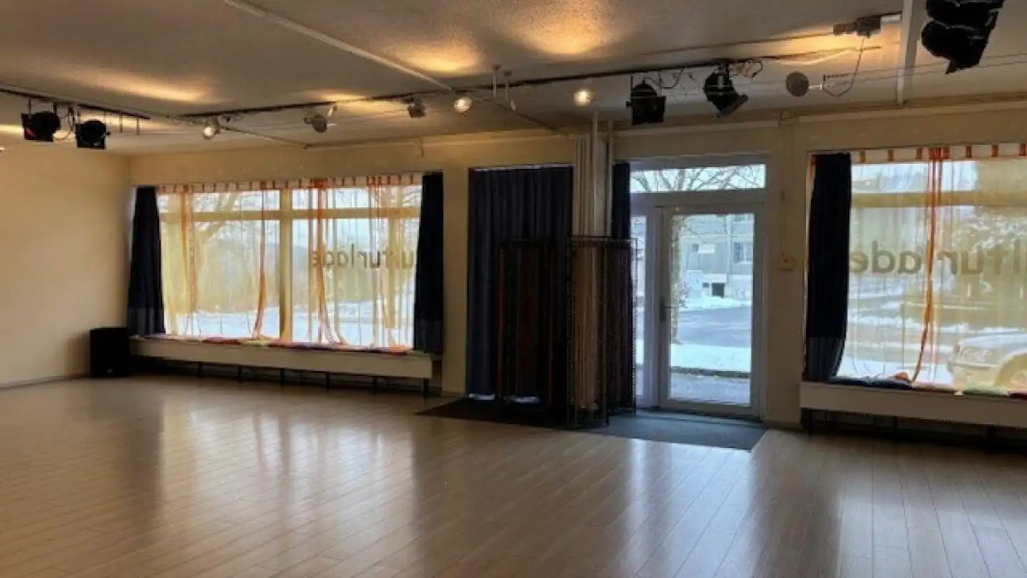 Shop for rent - Bruggerstrasse 4, 5223 Riniken - Photo 3