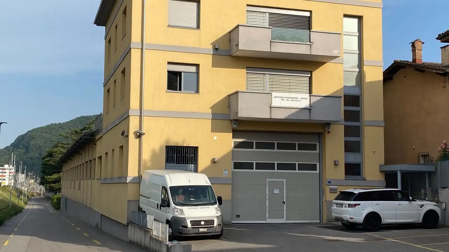 Proprietà industriale in affitto - Via Magazzini Generali 7, 6828 Balerna