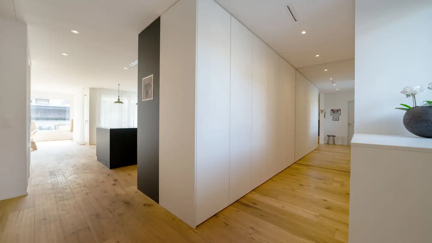 Semi-detached house for rent - Lindenstrasse 4a, 8853 Lachen SZ - Photo 2