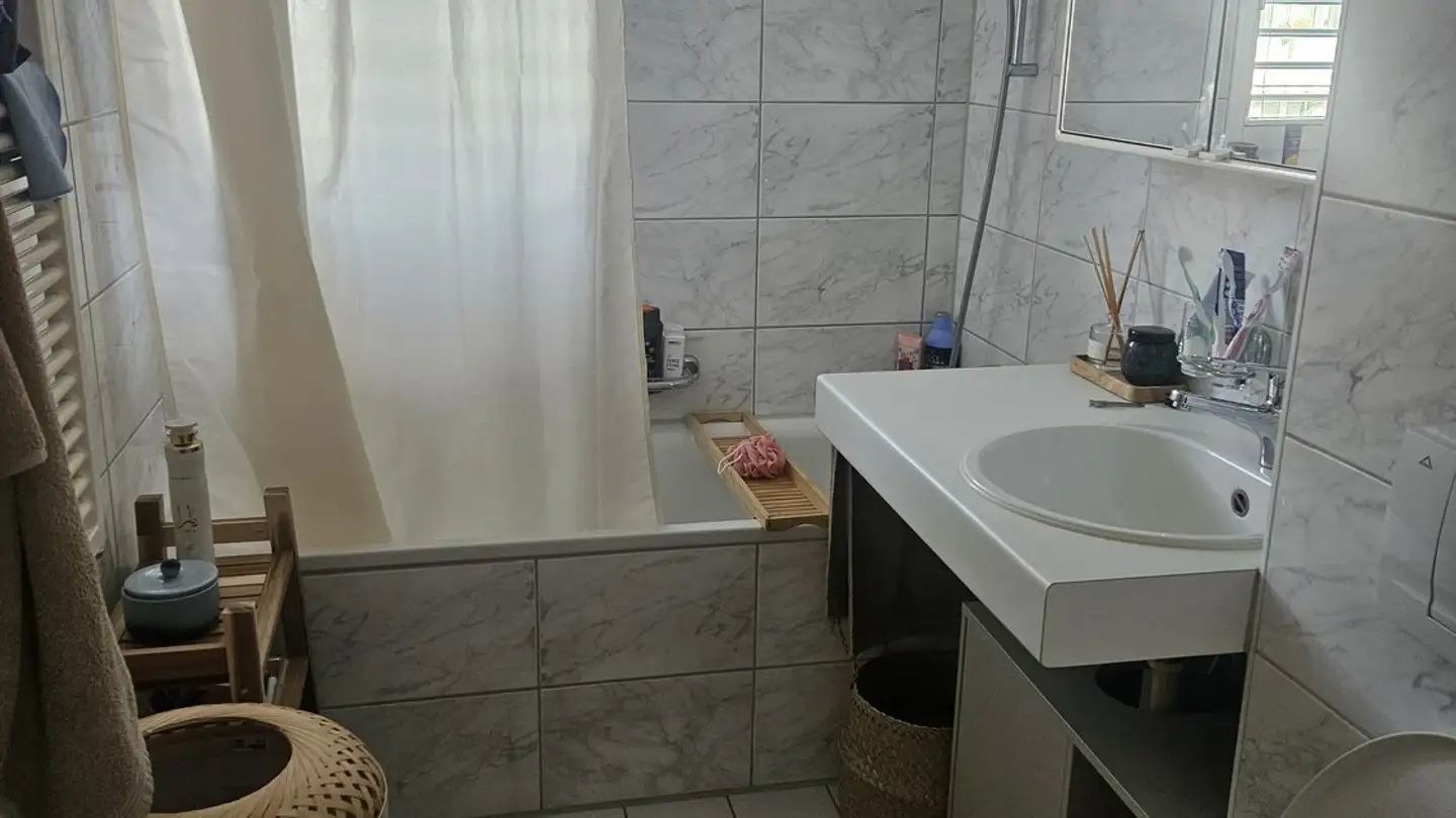 Appartement à louer - Dorfstrasse 17a, 4805 Brittnau