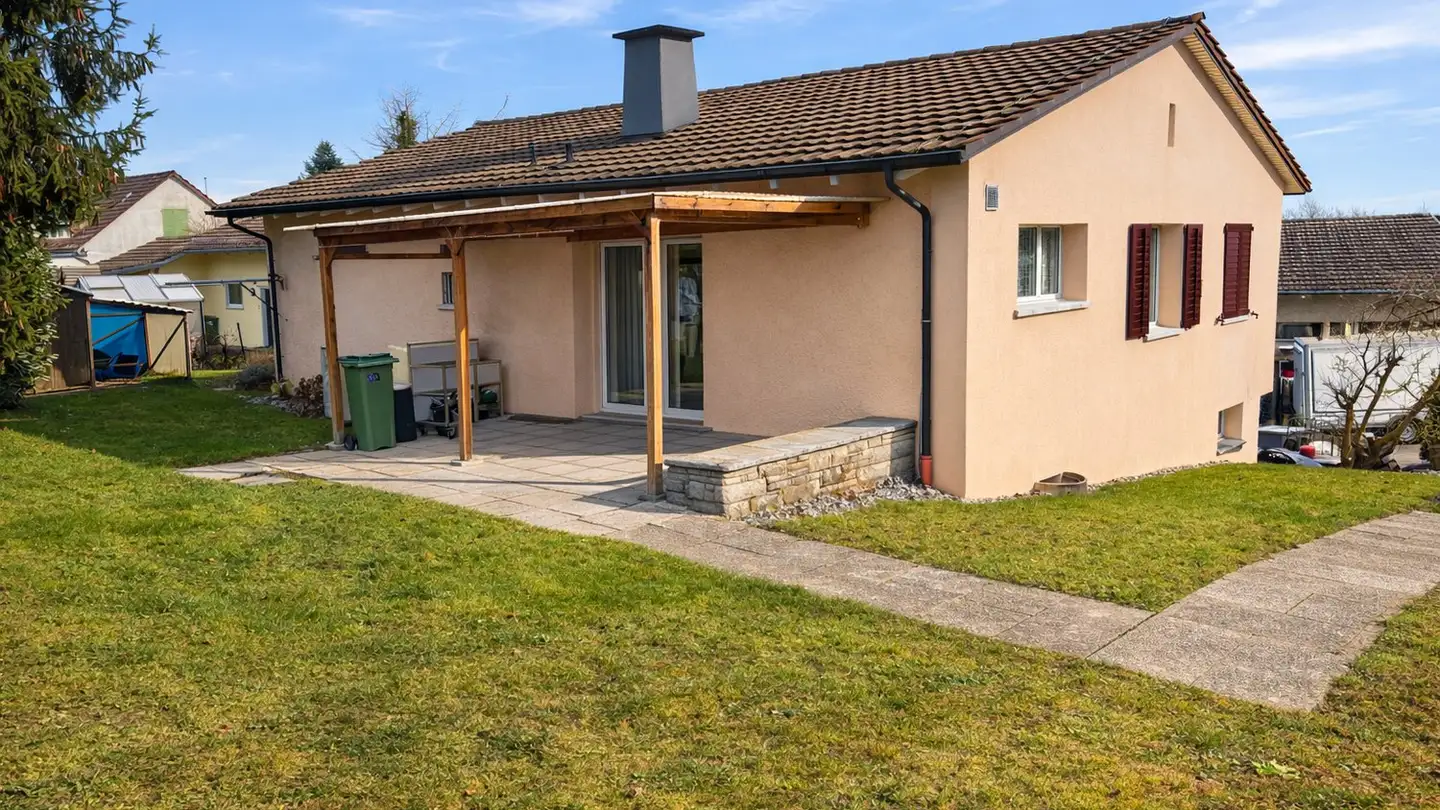 Single house for sale - 8303 Bassersdorf