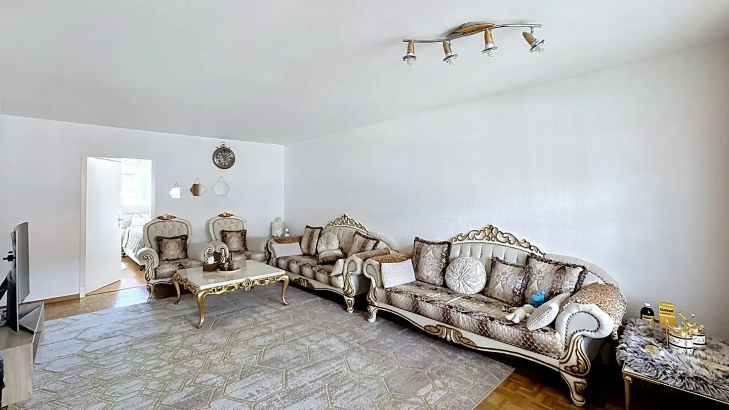 Apartment for sale - Rue Du Locle 5b, 2300 La Chaux-de-Fonds - Photo 2