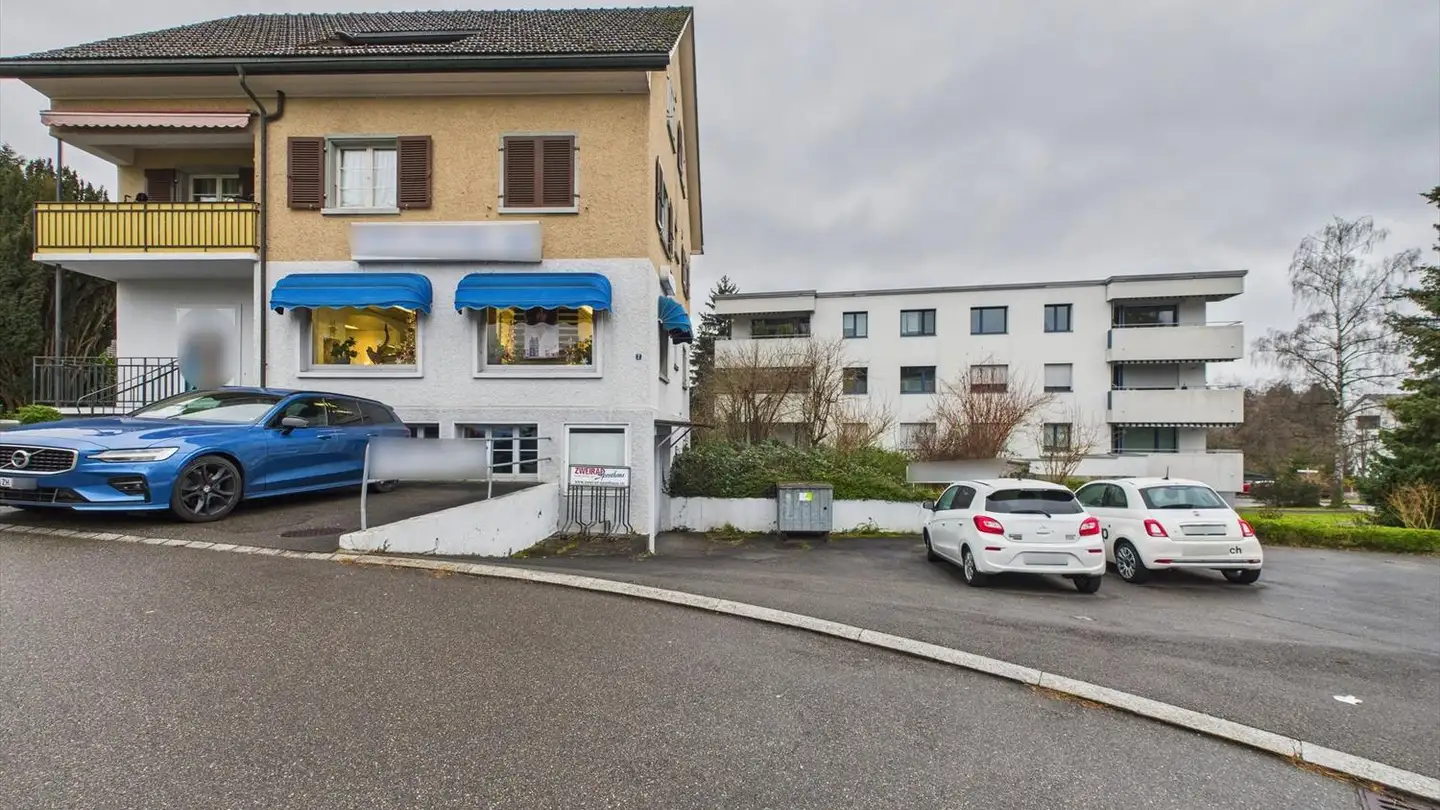 Shop for rent - 8610 Uster