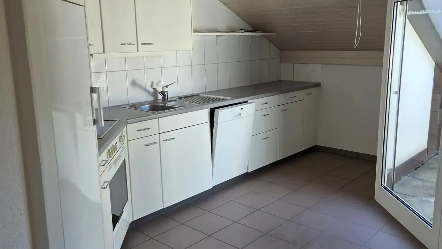 Attic flat for rent - Burggartenstrasse 30, 4103 Bottmingen