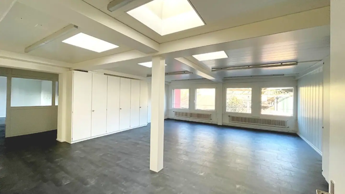 Grand magasin à louer - Ziegelgut 3d, 3400 Burgdorf - Photo 2