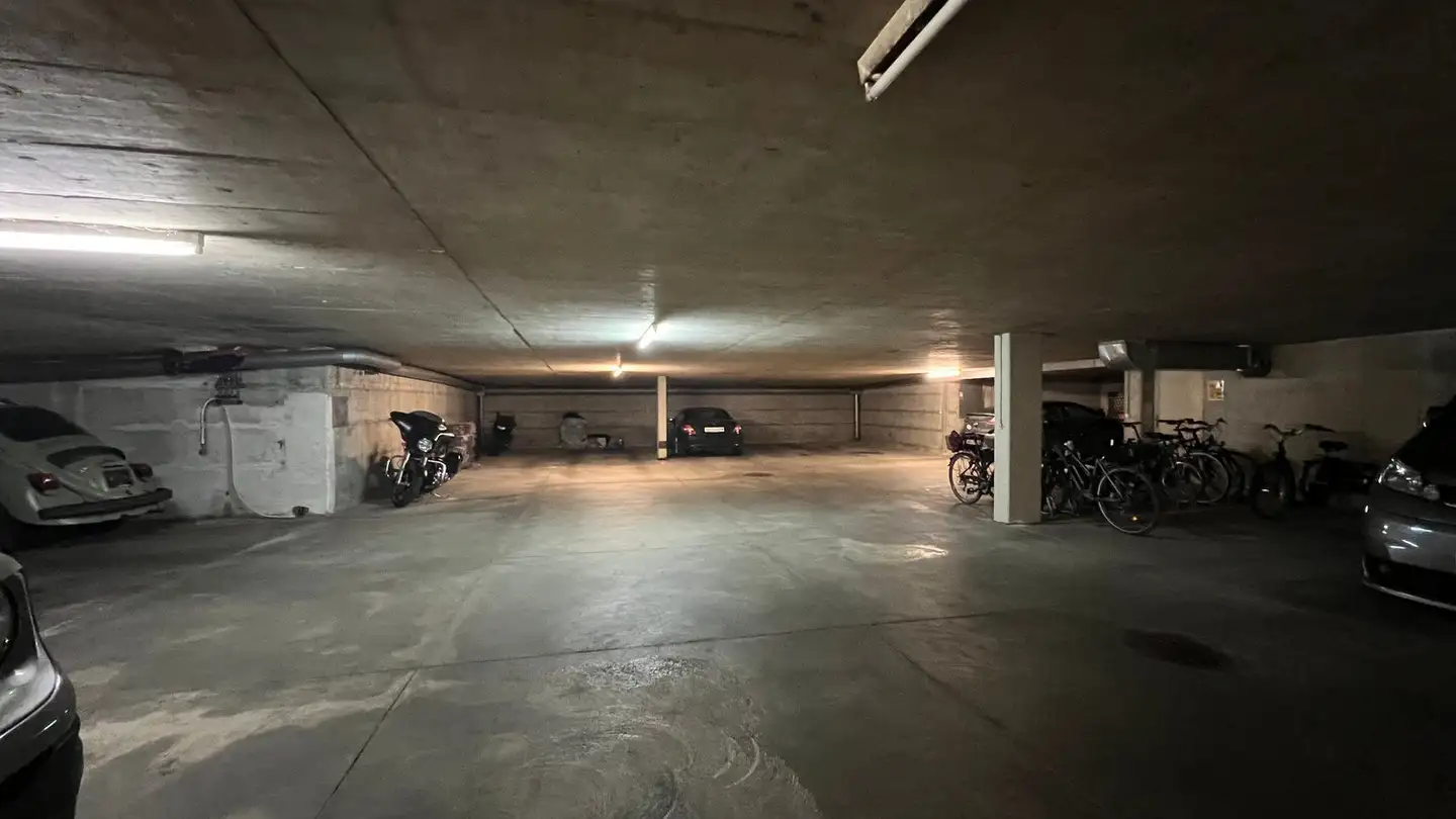 Tiefgaragenstellplatz mieten - Sonnenstrasse 3, 5415 Nussbaumen AG