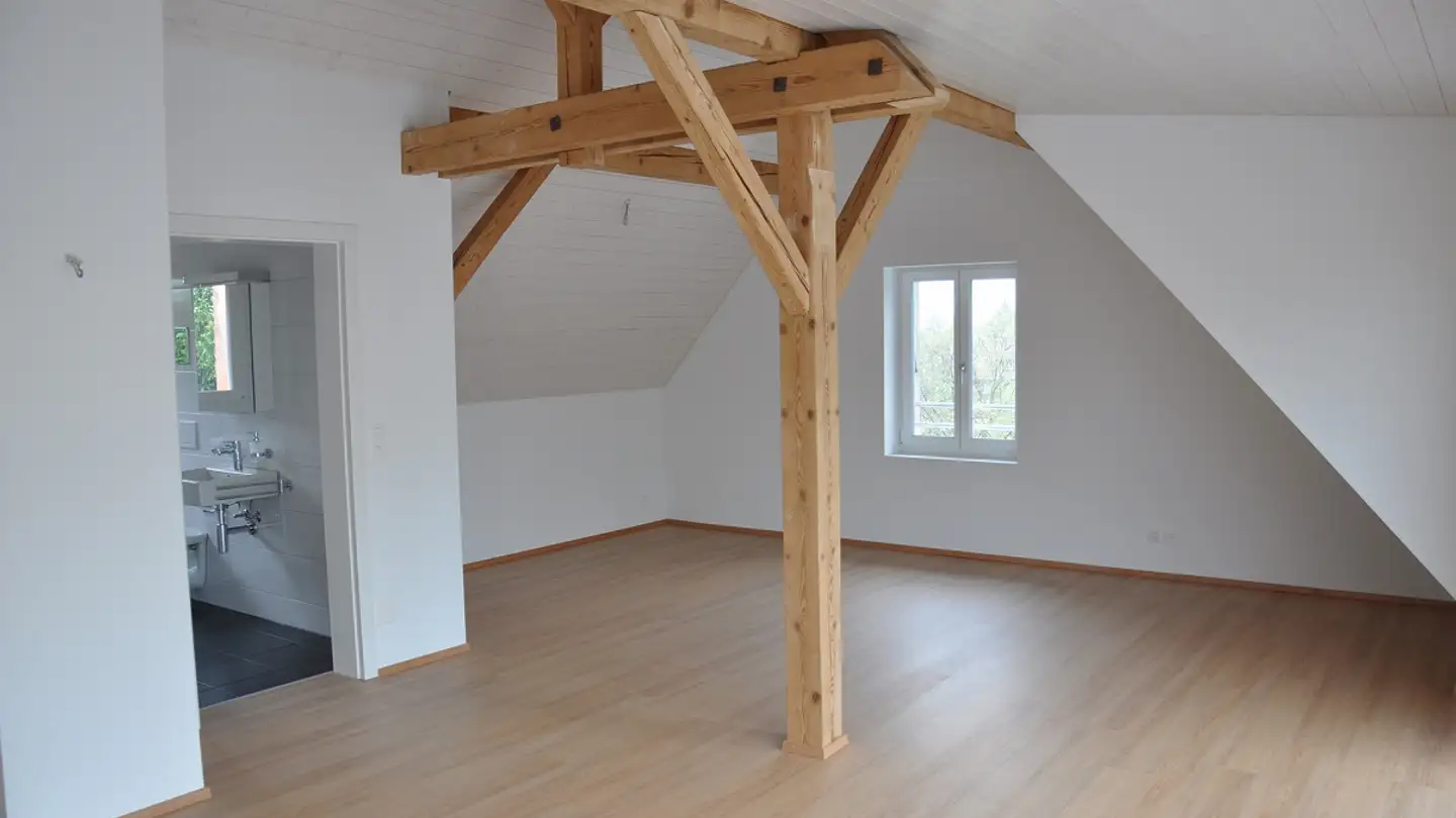 Penthouse for rent - Bahnhofstrasse 1, 6102 Malters - Photo 4