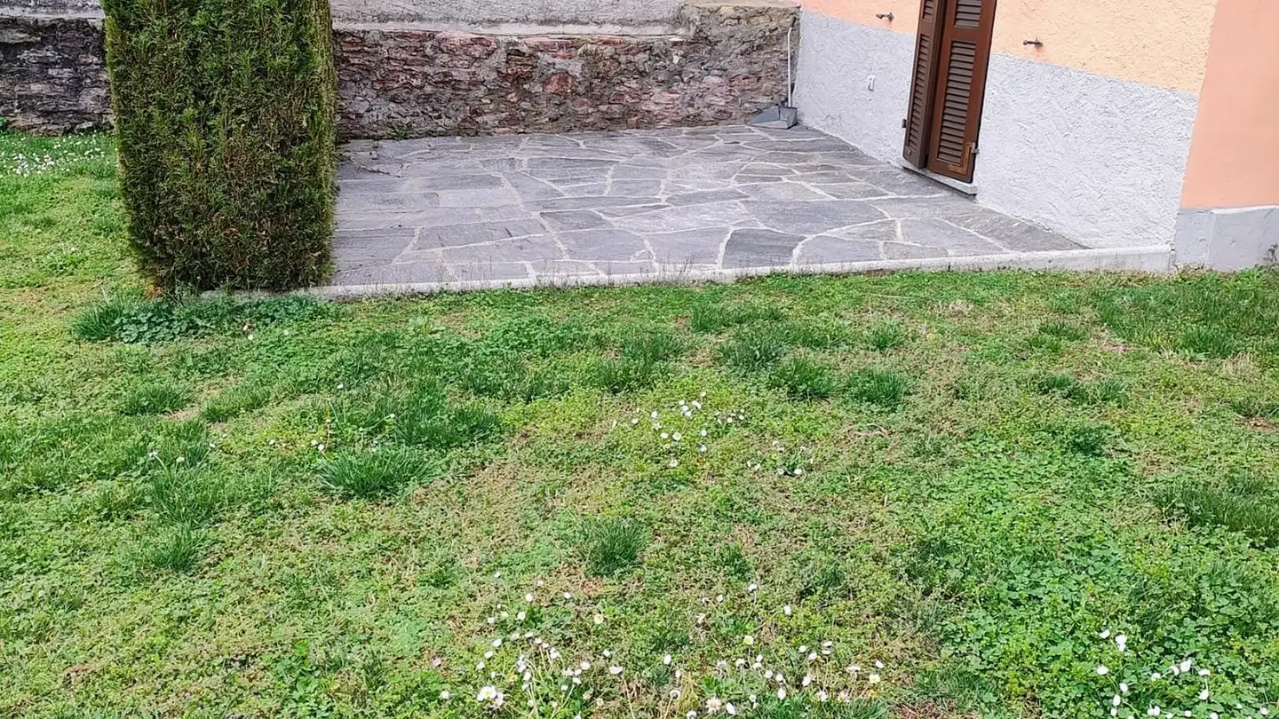 Wohnung mieten - Via Cesarea 28, 6855 Stabio