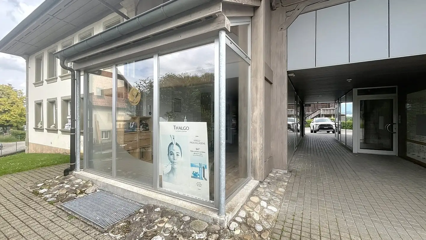 Shop for rent - Route D'onnens 1, 1740 Neyruz FR