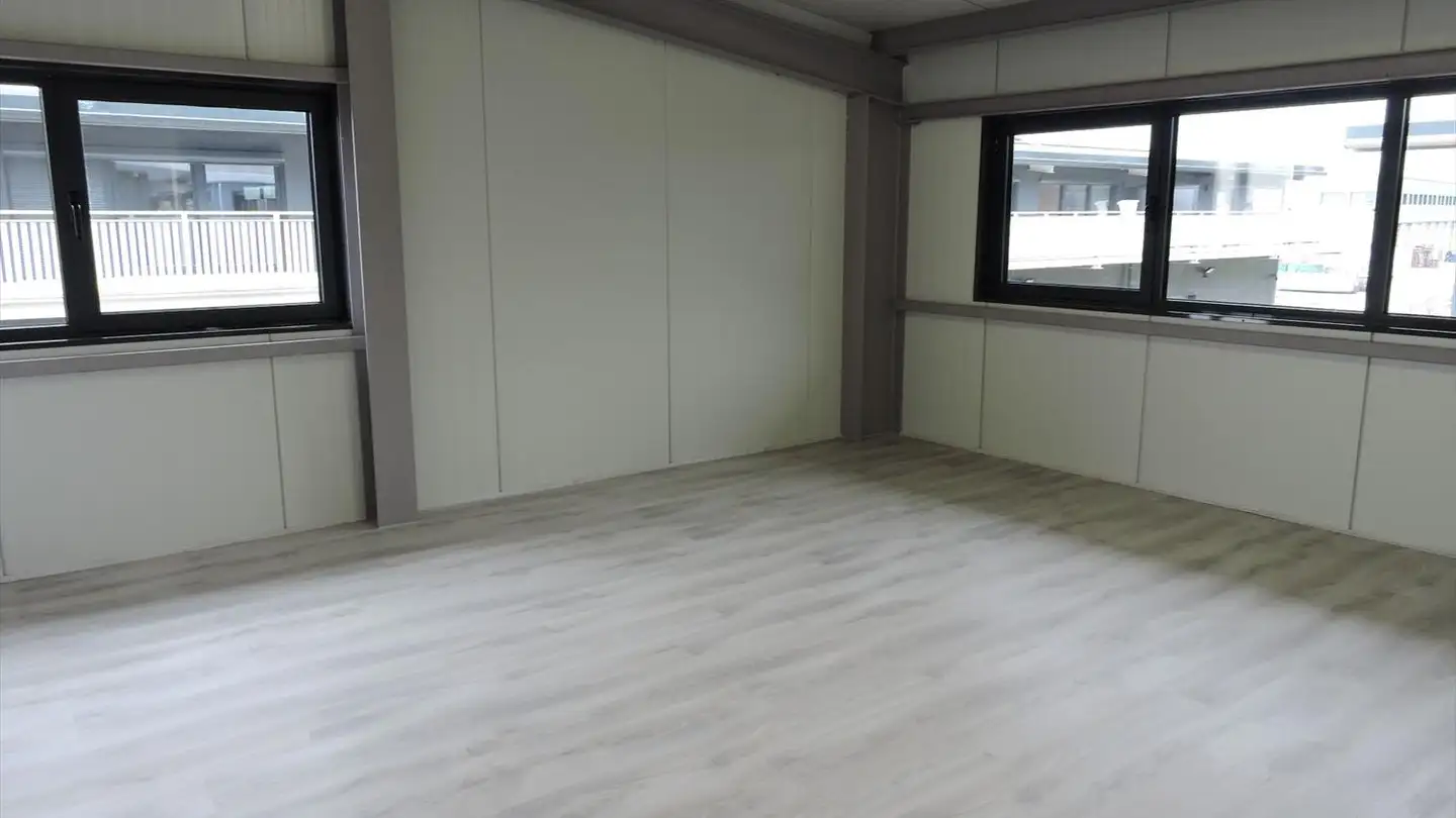 Office space for rent - 1897 Bouveret - Photo 2