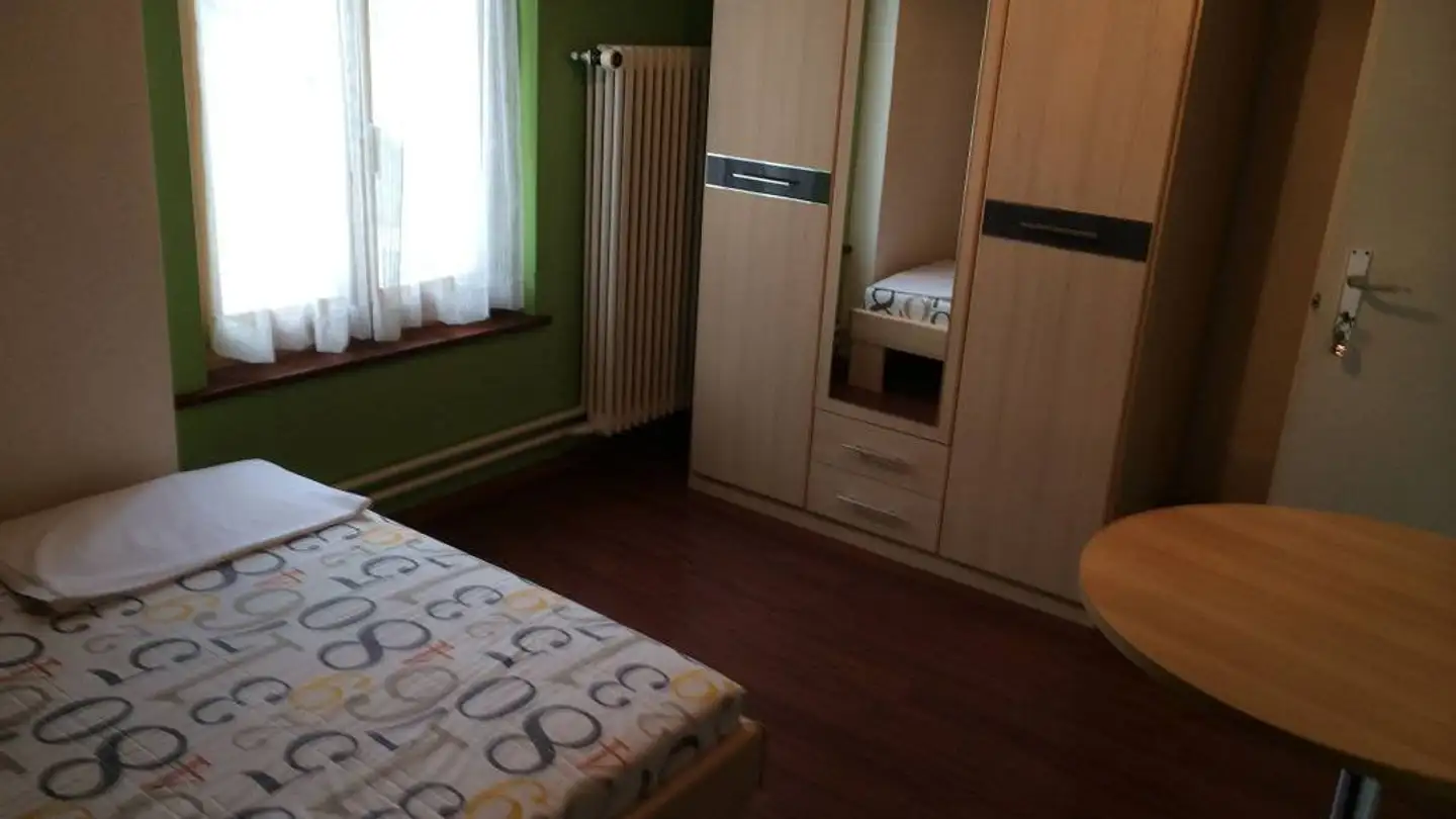 Single room for rent - 8340 Hinwil - Photo 2