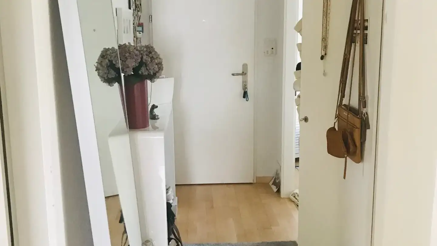 Dachgeschosswohnung mieten - 8132 Egg b. Zürich - Foto 2