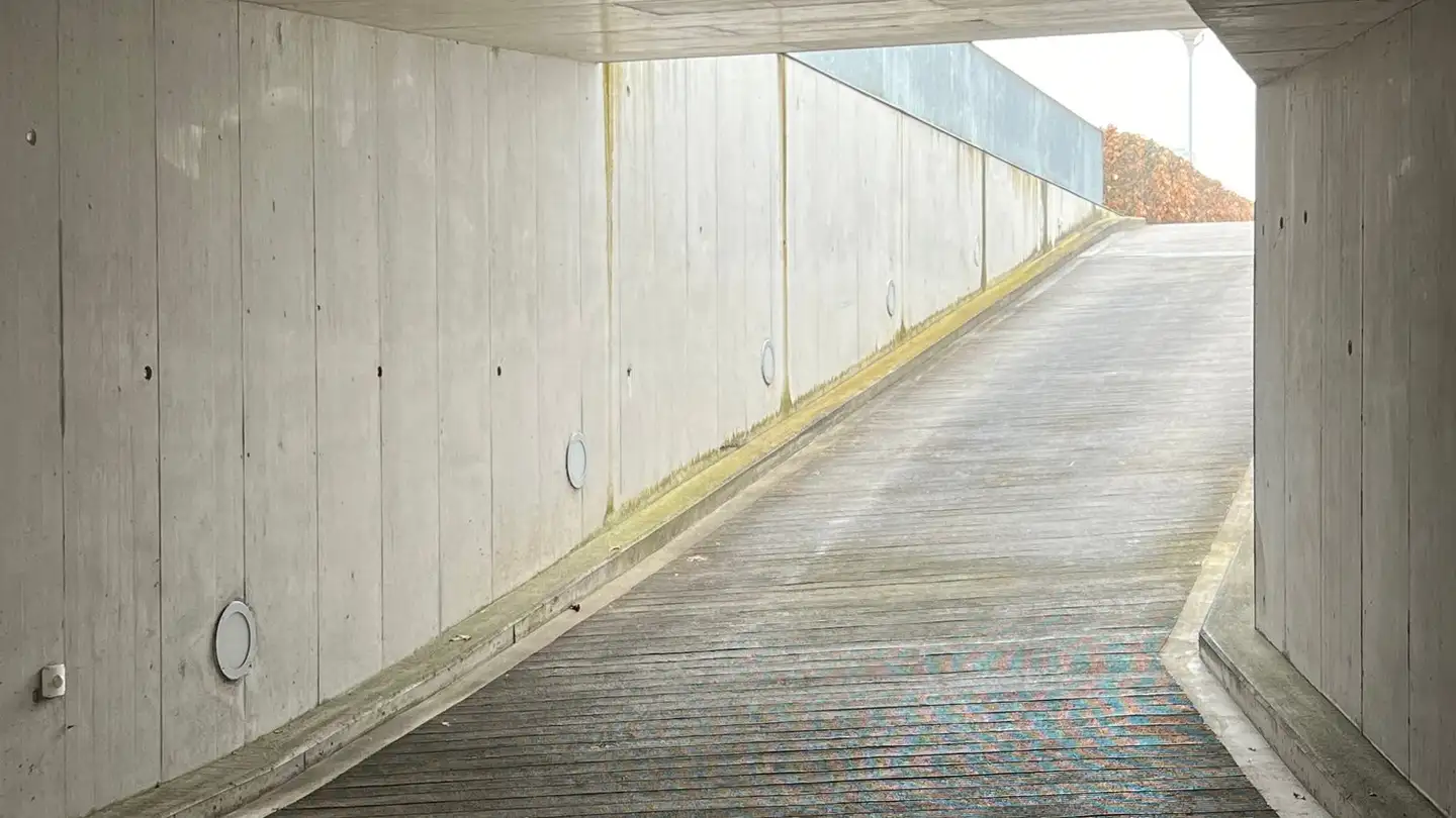 Parcheggio sotterraneo in affitto - Gässliackerstrasse 16, 5415 Nussbaumen AG - Photo 2