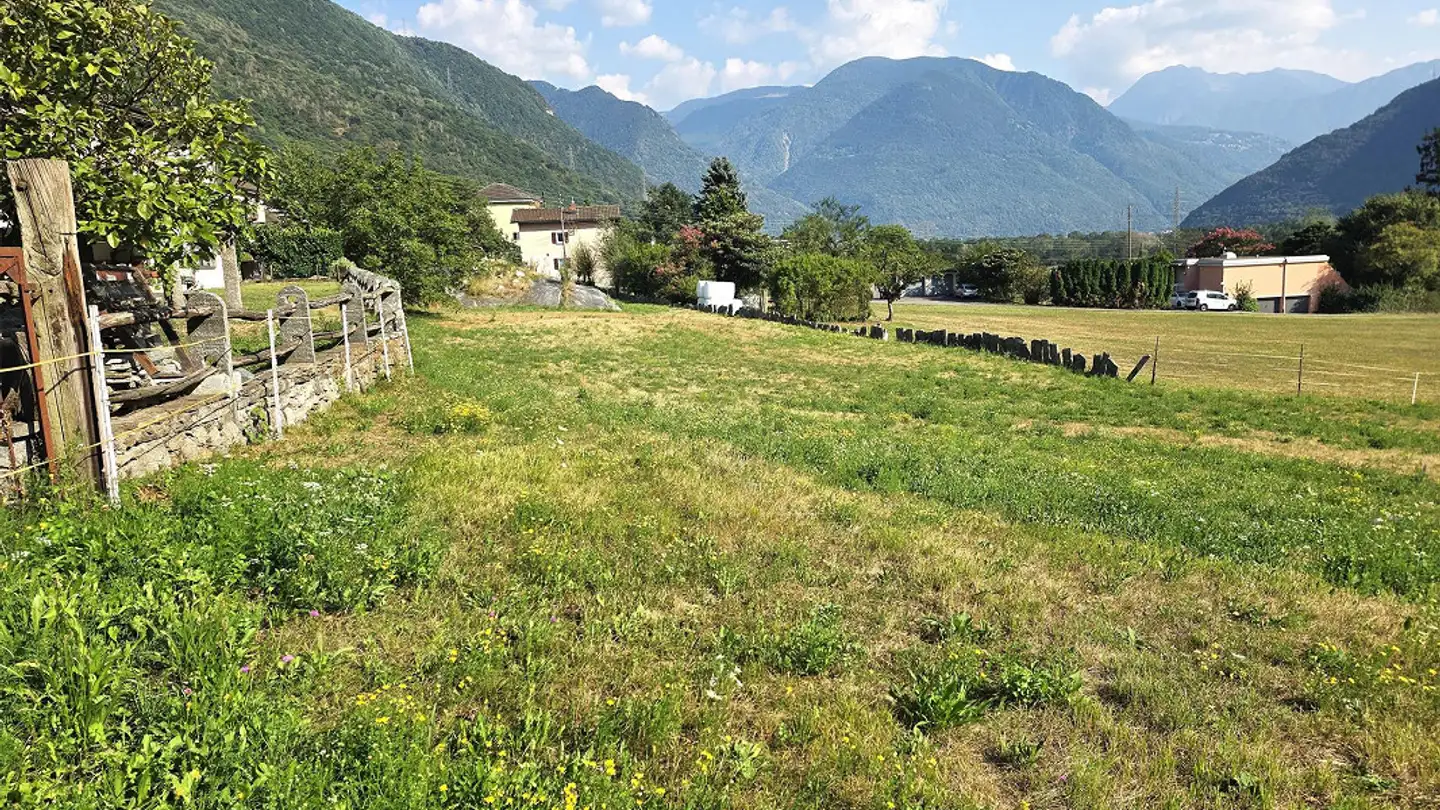 Constructible plot for sale - A Torascia 27, 6702 Claro - Photo 2