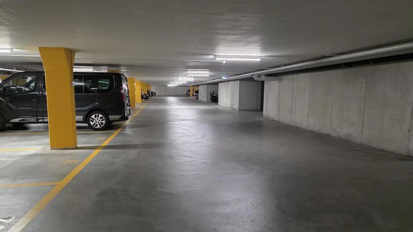 Underground parking space for rent - Holzrütistrasse 6e, 5443 Niederrohrdorf