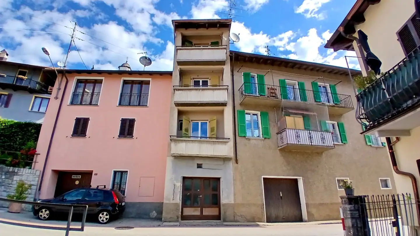 Maison individuelle à vendre - 6837 Caneggio