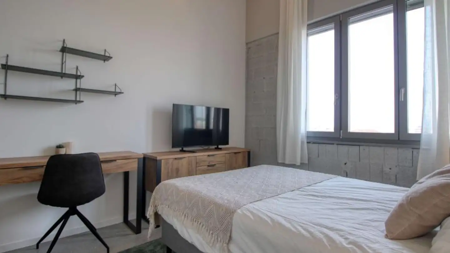 Studio for rent - Rue du Chêne, 1020 Renens VD - Photo 2
