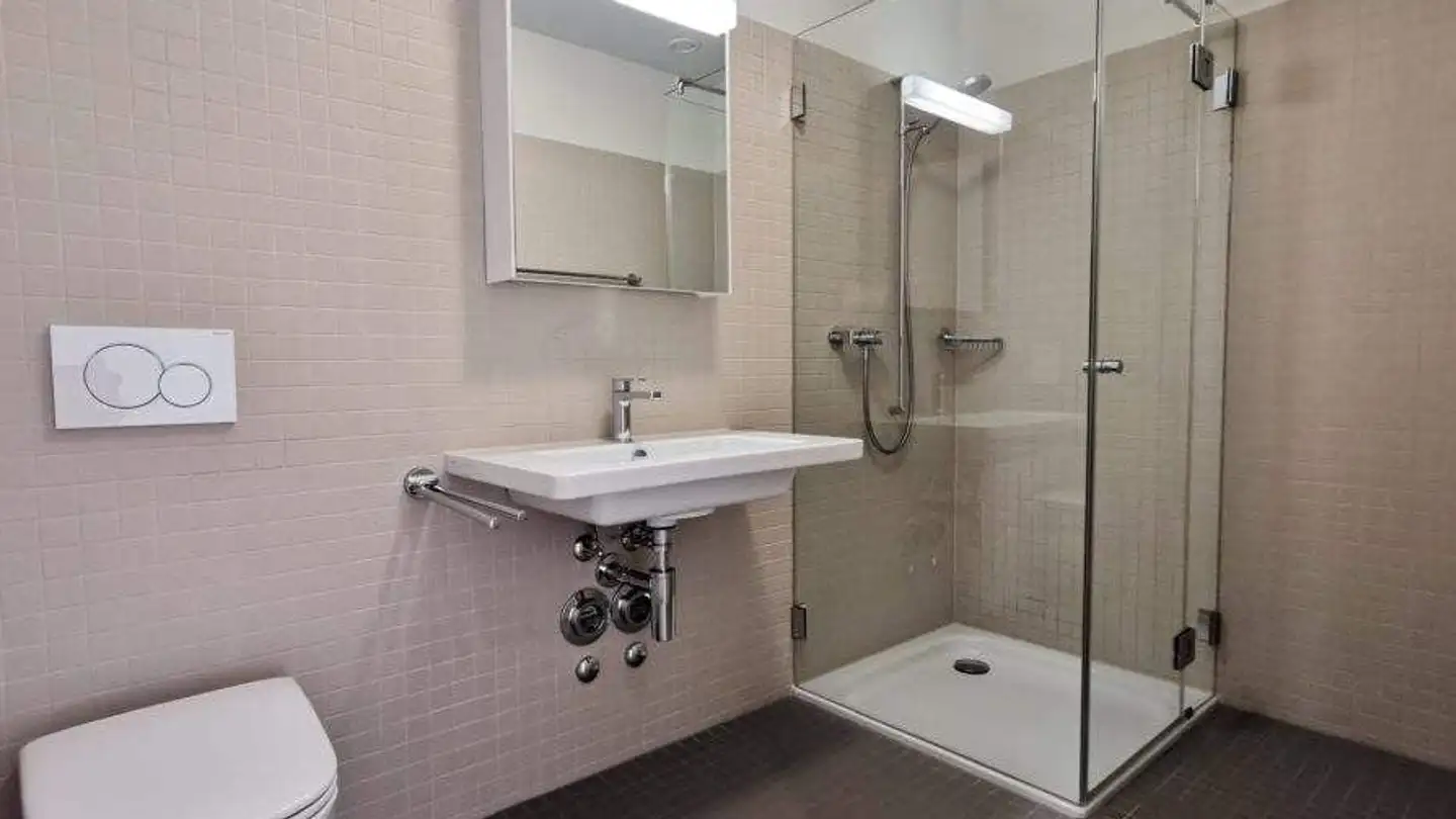 Penthouse for rent - Bahnhofstrasse 36, 5600 Lenzburg - Photo 2