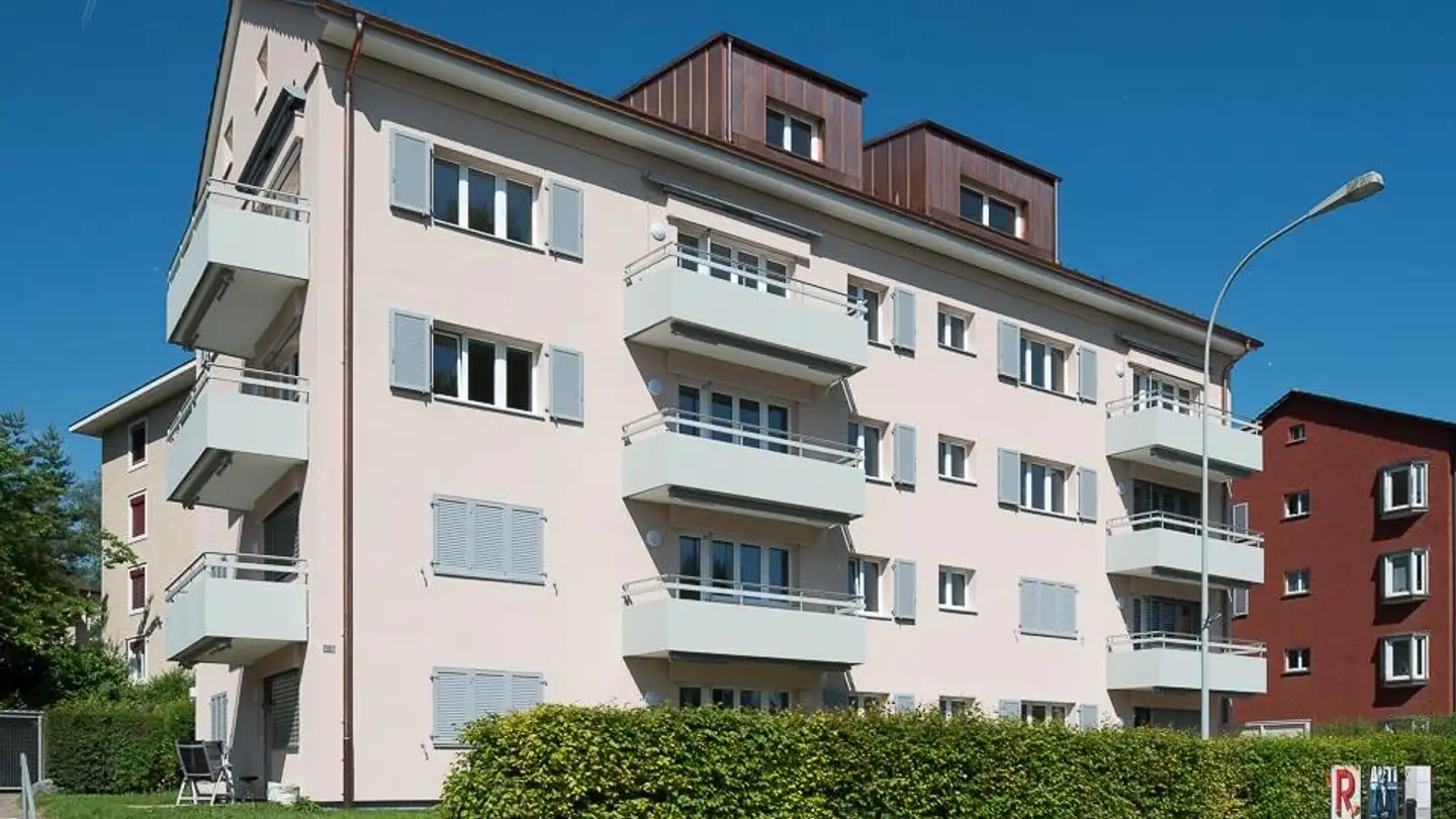Outdoor parking space for rent - Oberhauserstrasse 12, 8152 Glattbrugg