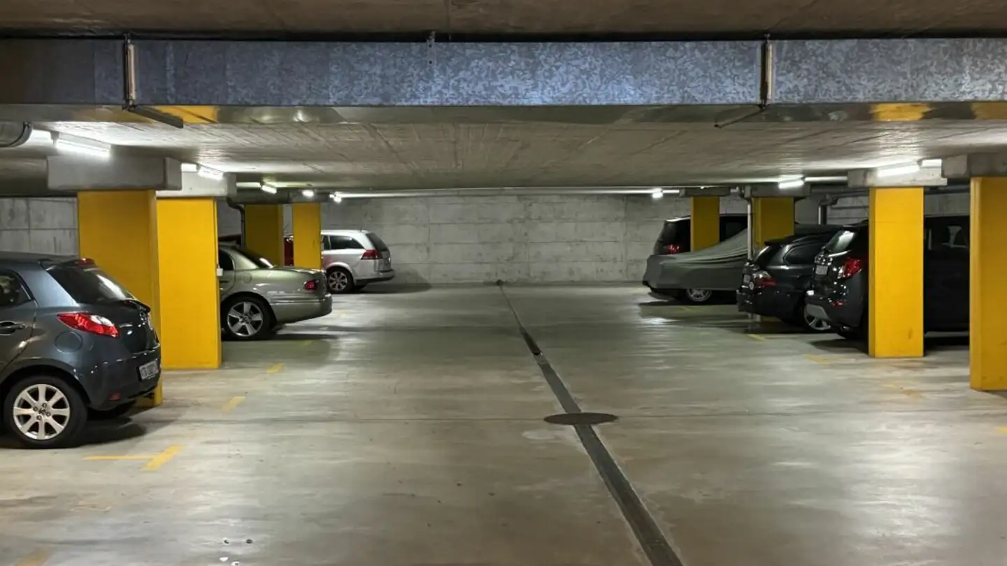 Underground parking space for rent - Ifangweg 5, 8570 Weinfelden - Photo 2