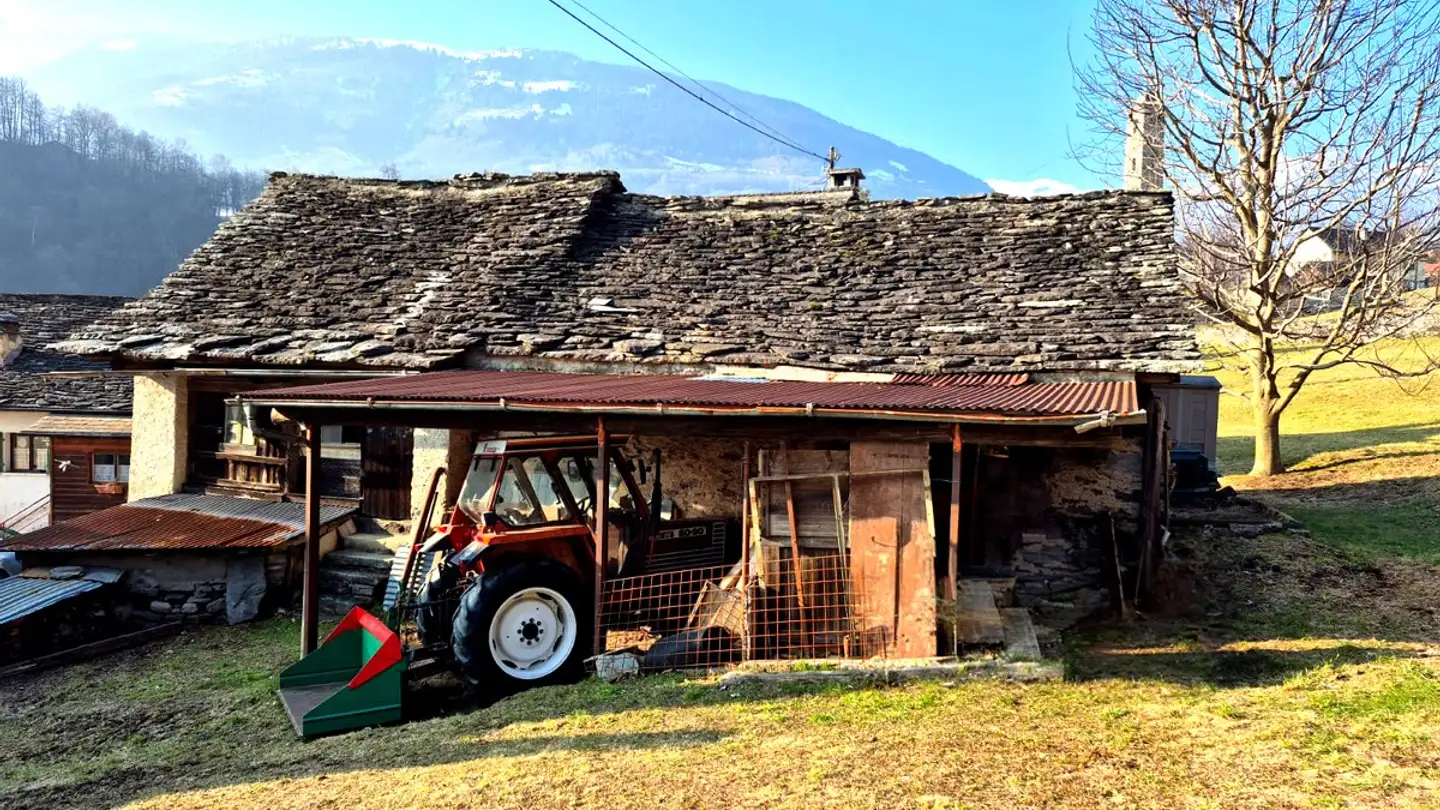 Casa singola in vendita - 6717 Torre