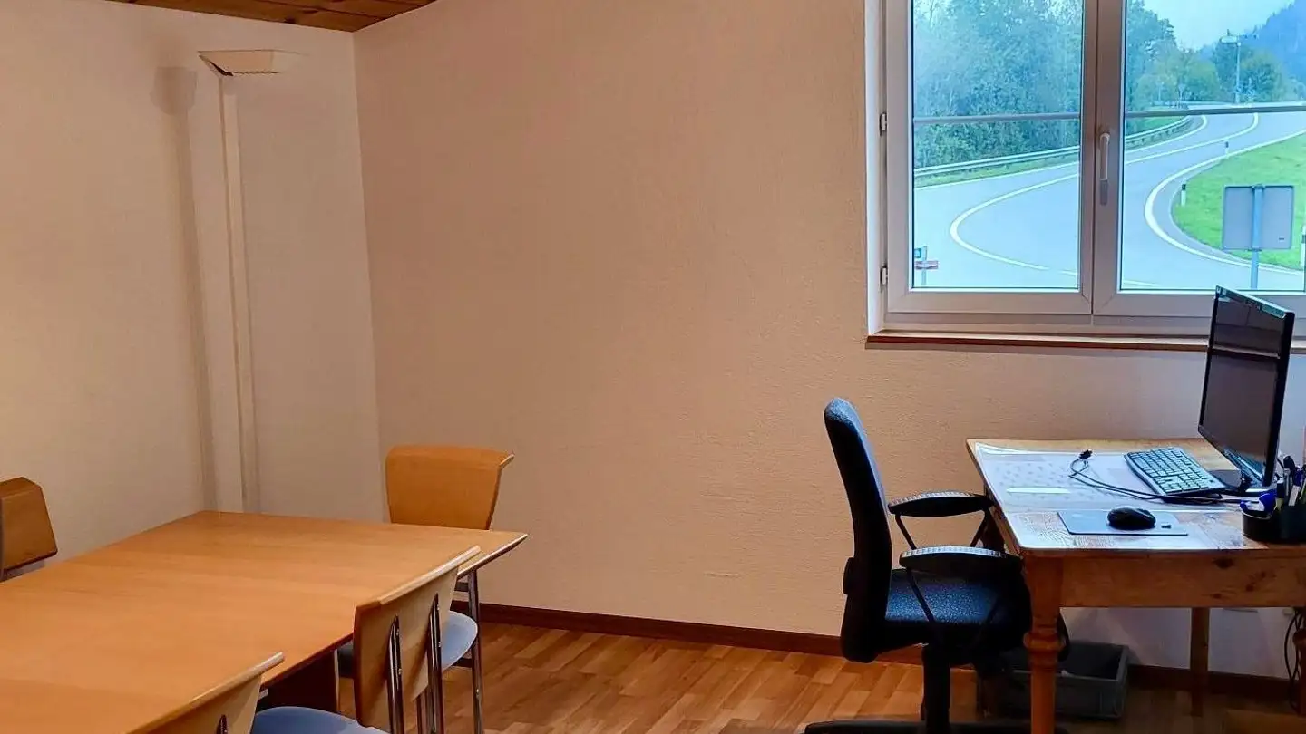 Gewerbe mieten - Gätziloch 1, 7212 Seewis-Pardisla - Foto 4