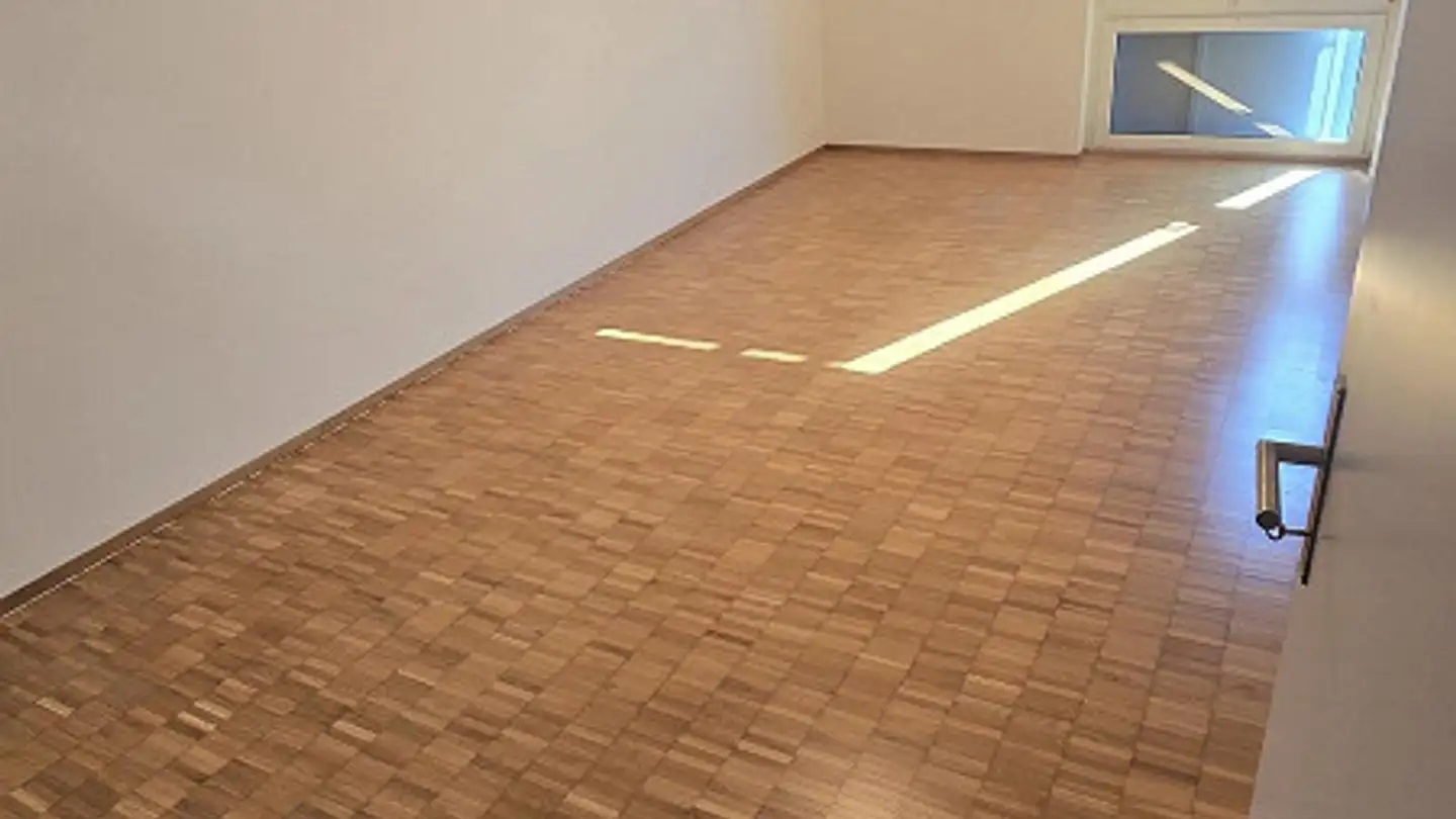Wohnung mieten - Stationsstrasse 19, 7206 Igis - Foto 4