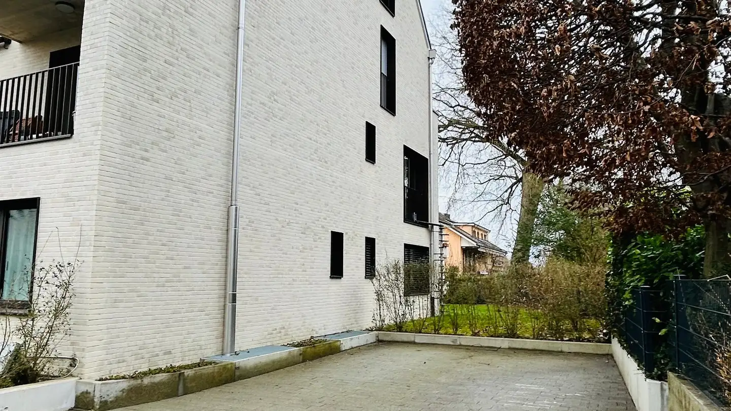 Parkplatz im Freien mieten - C.F. Meyer-Strasse 43, 4059 Basel