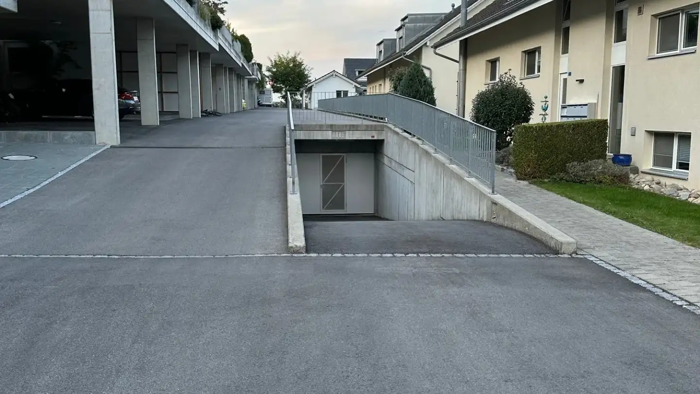 Überdachter Parkplatz mieten - Asterweg 5, 3125 Toffen