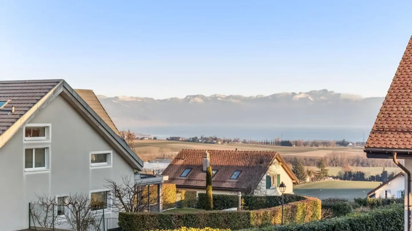 Apartment for sale - 1169 Yens