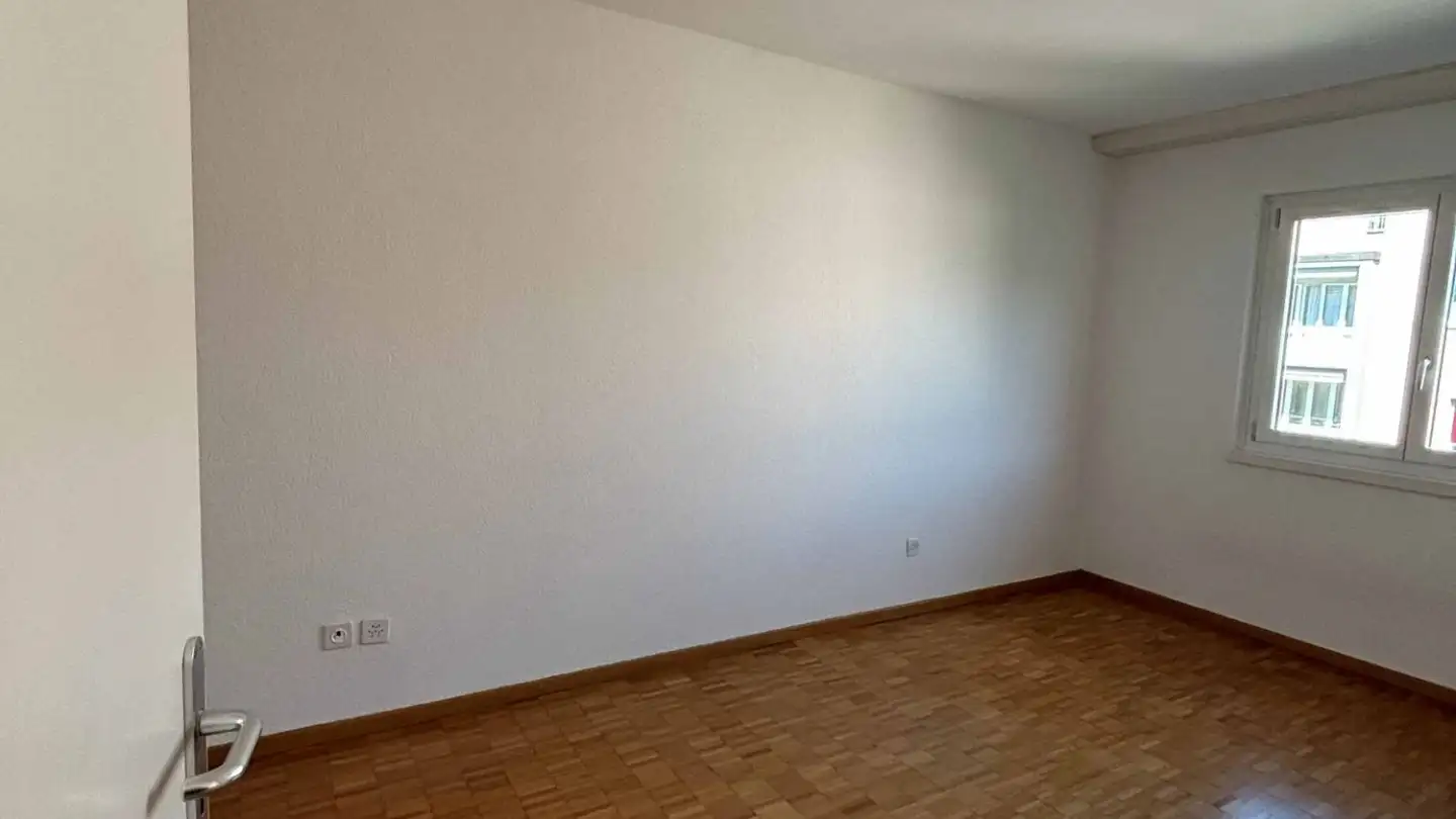 Wohnung mieten - Burstwiesenstrasse 33, 8055 Zürich - Foto 2