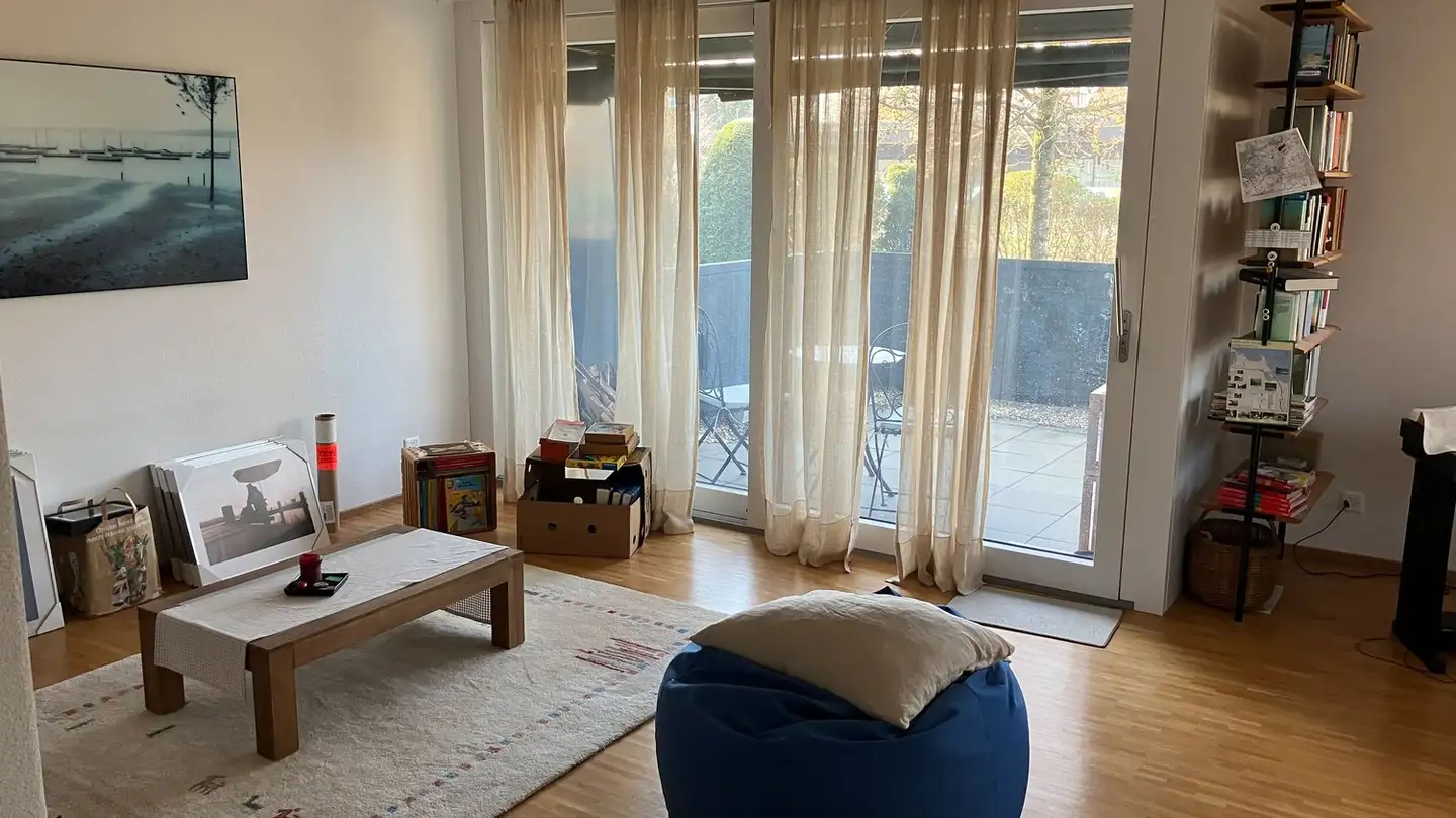 Appartement à louer - Chrüzacherstrasse 2, 8340 Hinwil - Photo 2