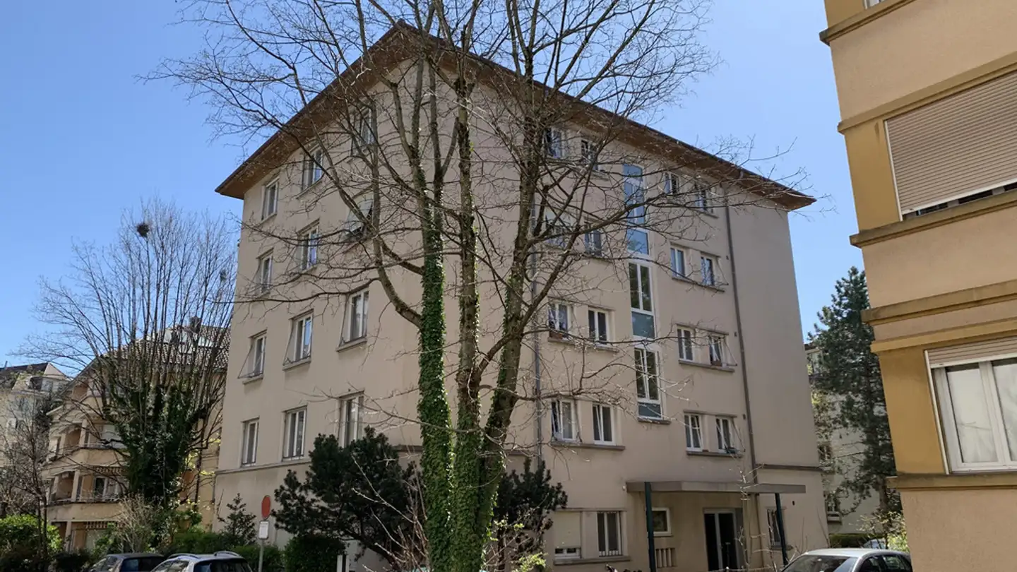 Outdoor parking space for rent - Chemin De Passerose 8, 1006 Lausanne