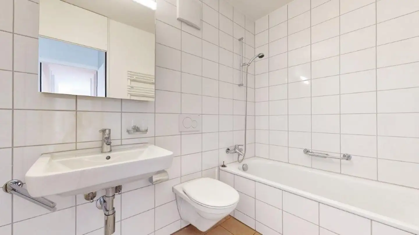 Appartement à louer - Murtenstrasse 143, 3179 Kriechenwil - Photo 4