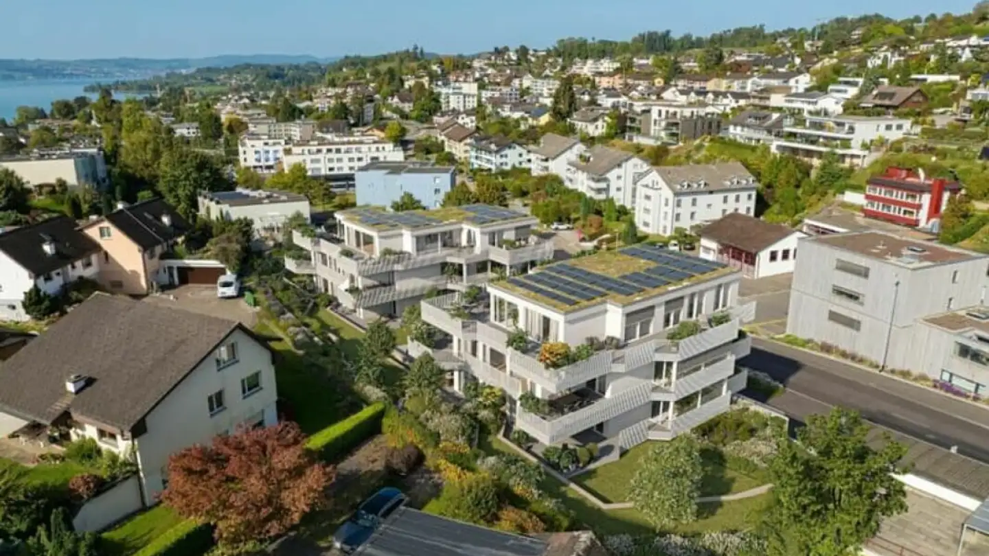 Commercial à louer - Rütistrasse 86, 8645 Jona