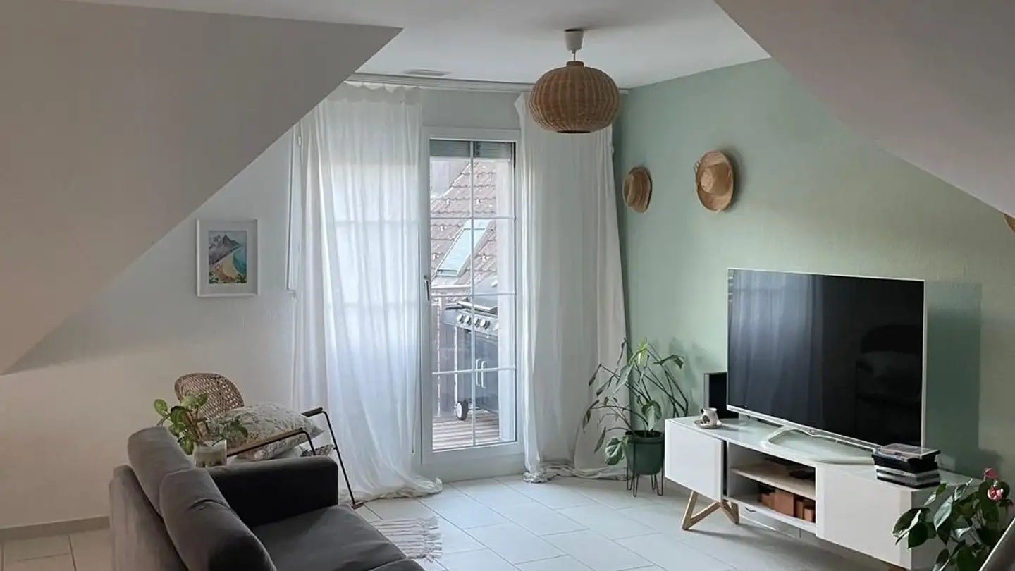 Wohnung mieten - Ludetswilerstrasse 3, 8322 Madetswil - Foto 2