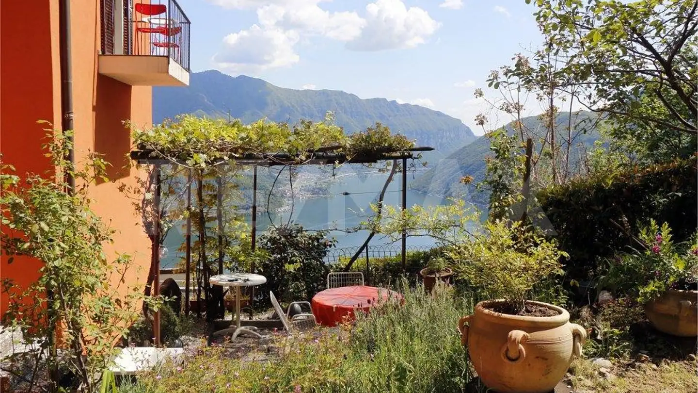 Apartment for sale - 6914 Carona