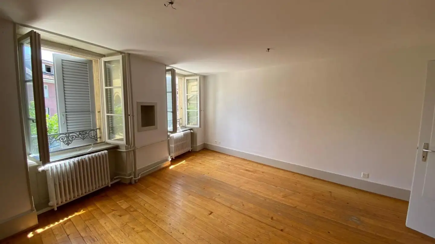 Apartment for rent - Place Du Temple 2, 1315 La Sarraz - Photo 2