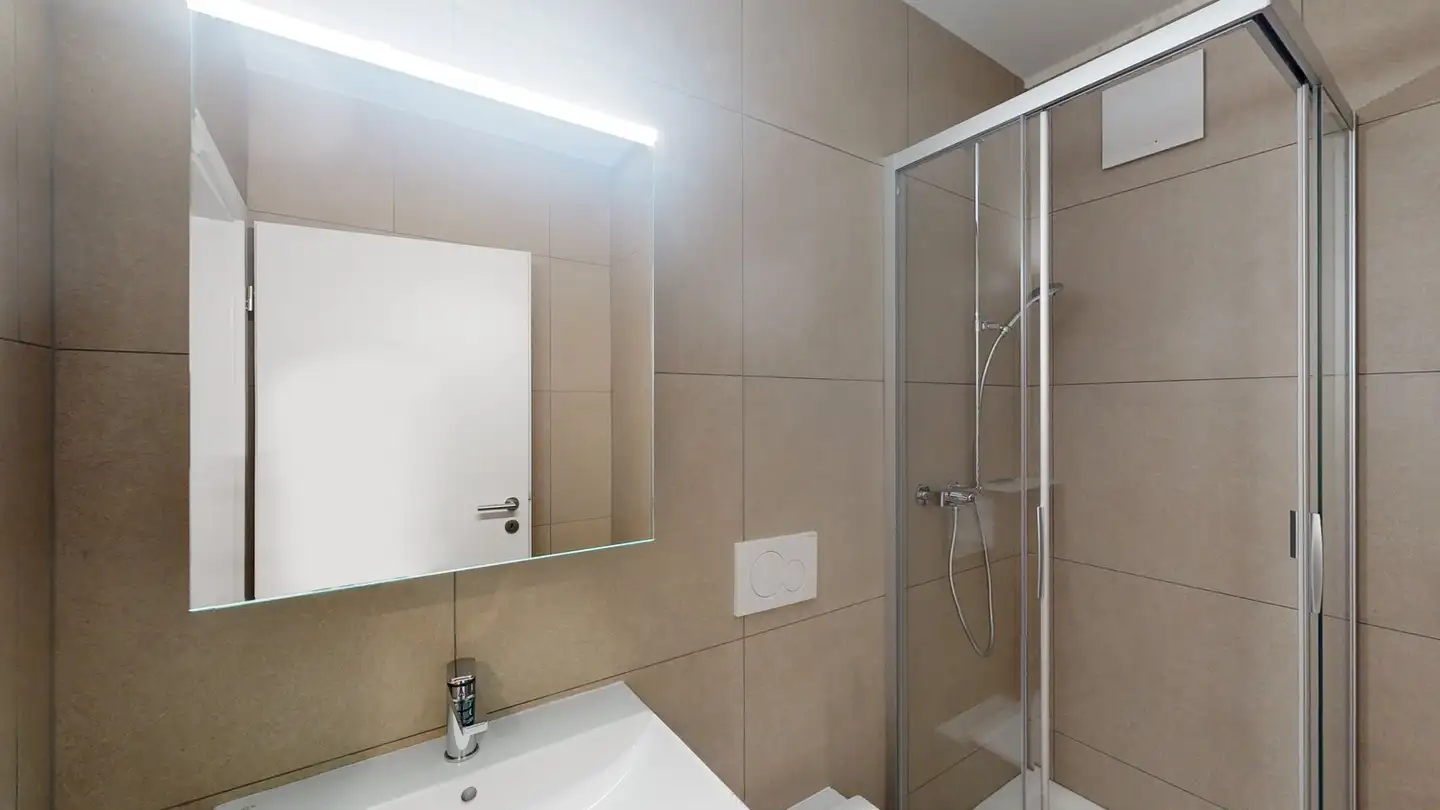 Appartement à louer - Via Giuseppe Cattori 5, 6600 Locarno - Photo 4