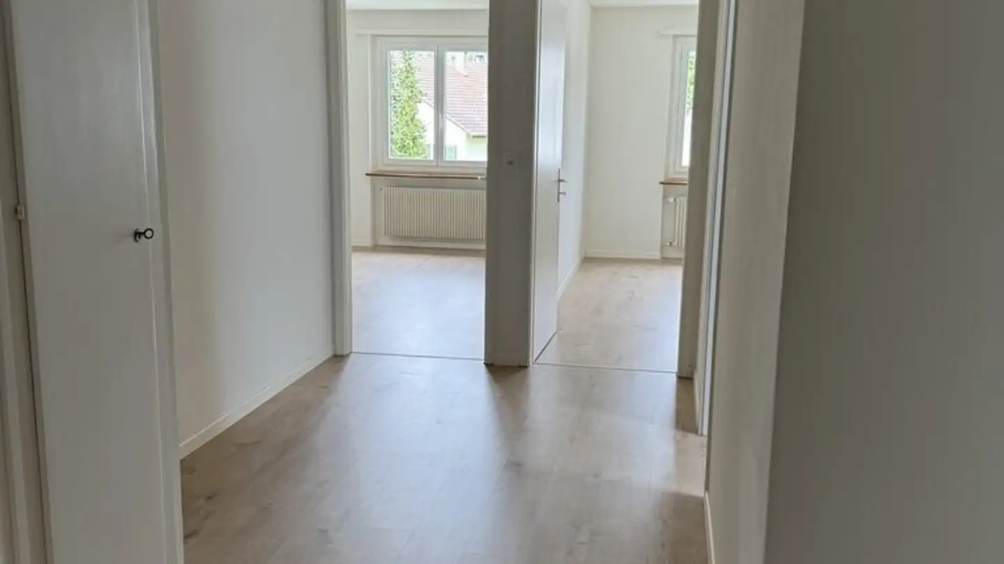 Wohnung mieten - Chemin Emile-Ganguillet / Emile-Ganguillet-Weg 20, 2503 Biel/Bienne - Foto 2
