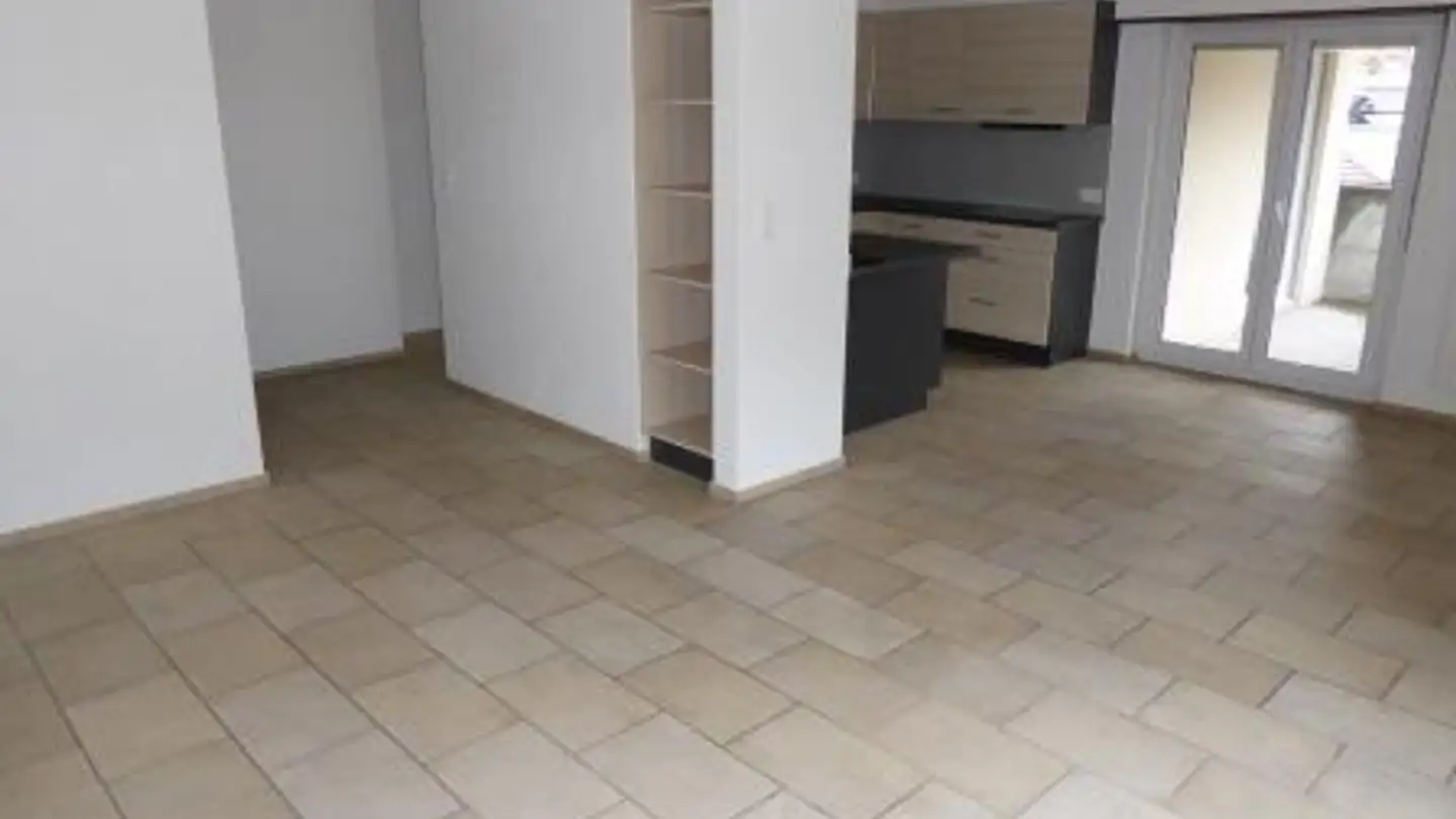 Appartamento in affitto - Rue Du Viaduc 26, 2740 Moutier - Photo 2